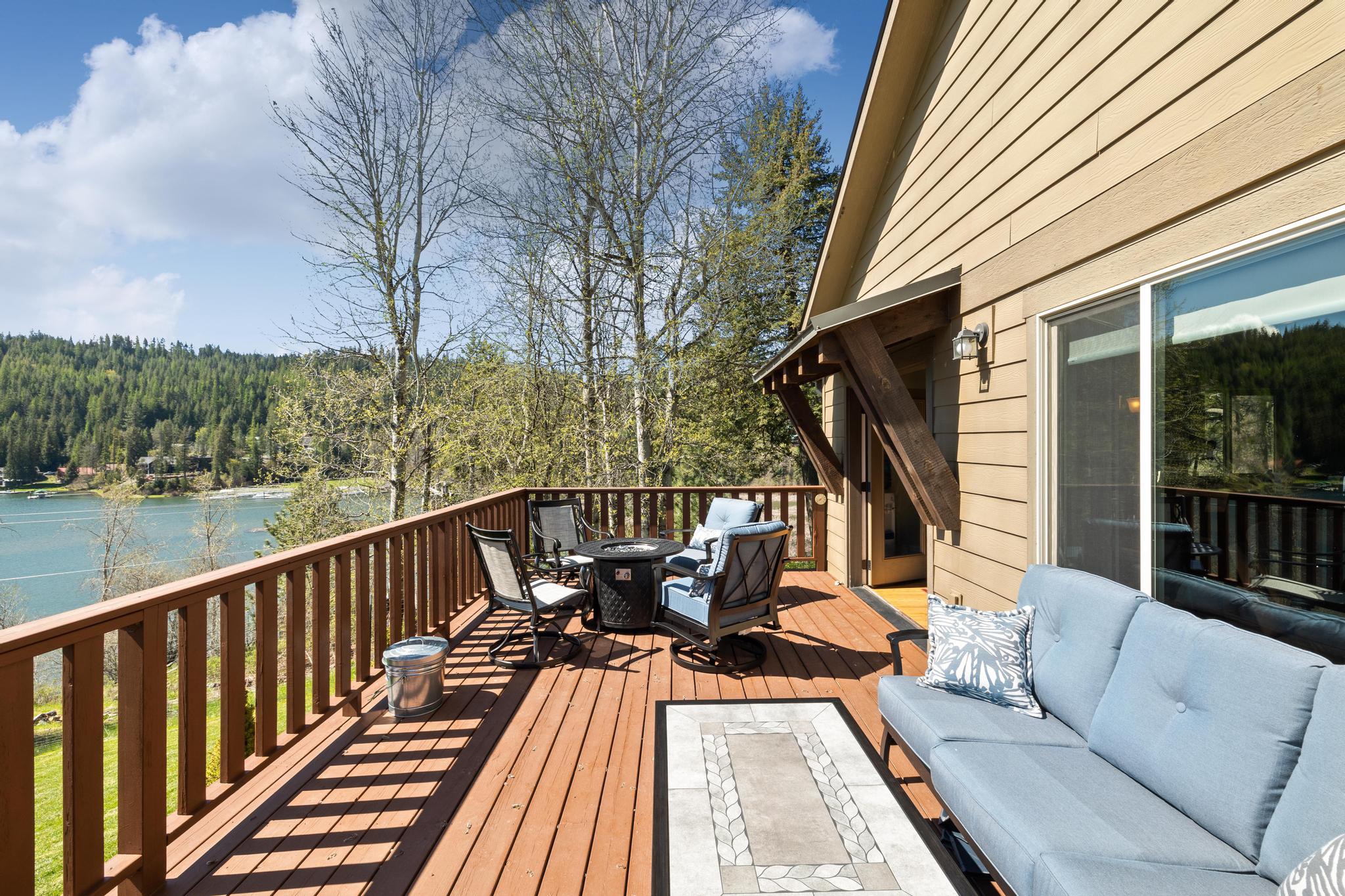 ROCKFORD BAY RETREAT Houses for Rent in Coeur d'Alene, Idaho, United