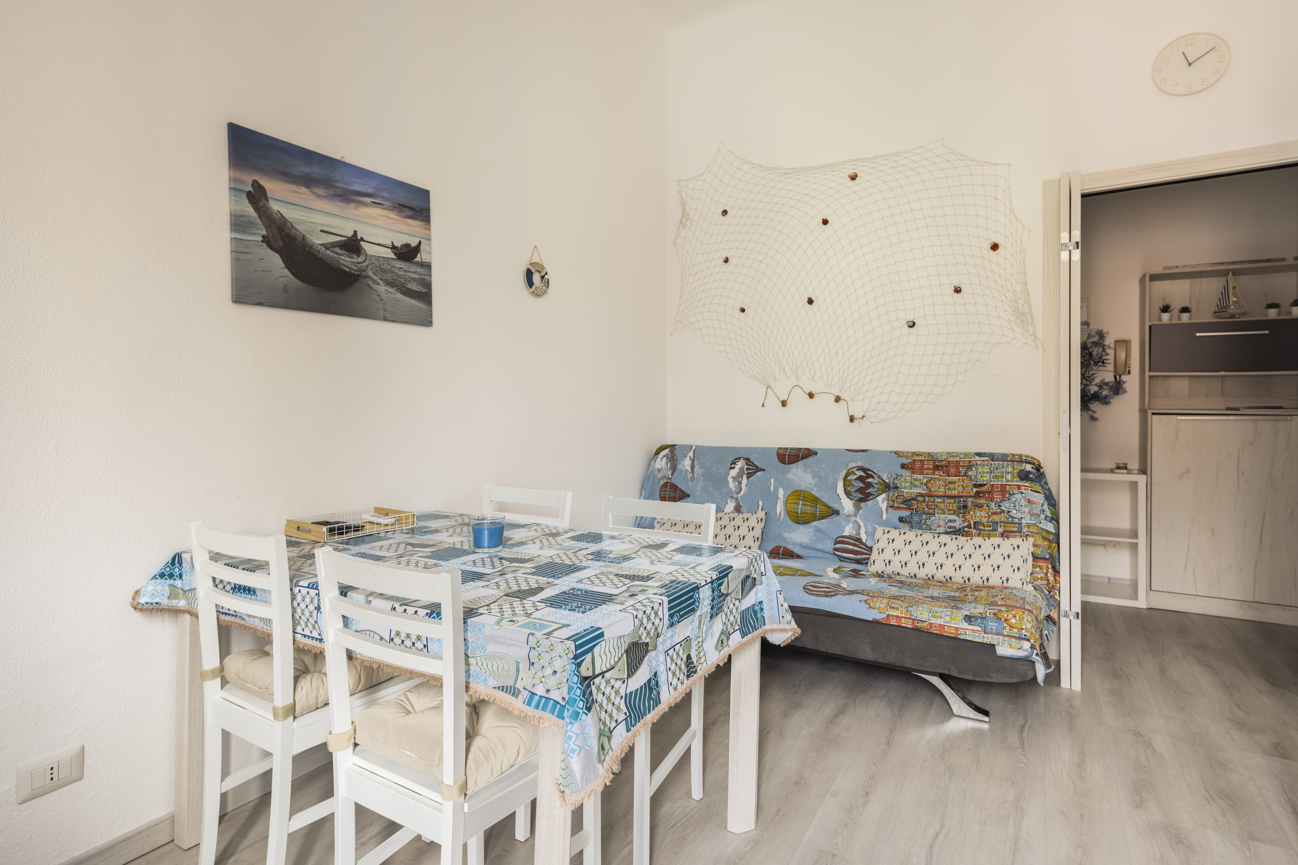 Leo Holiday Homes apartment