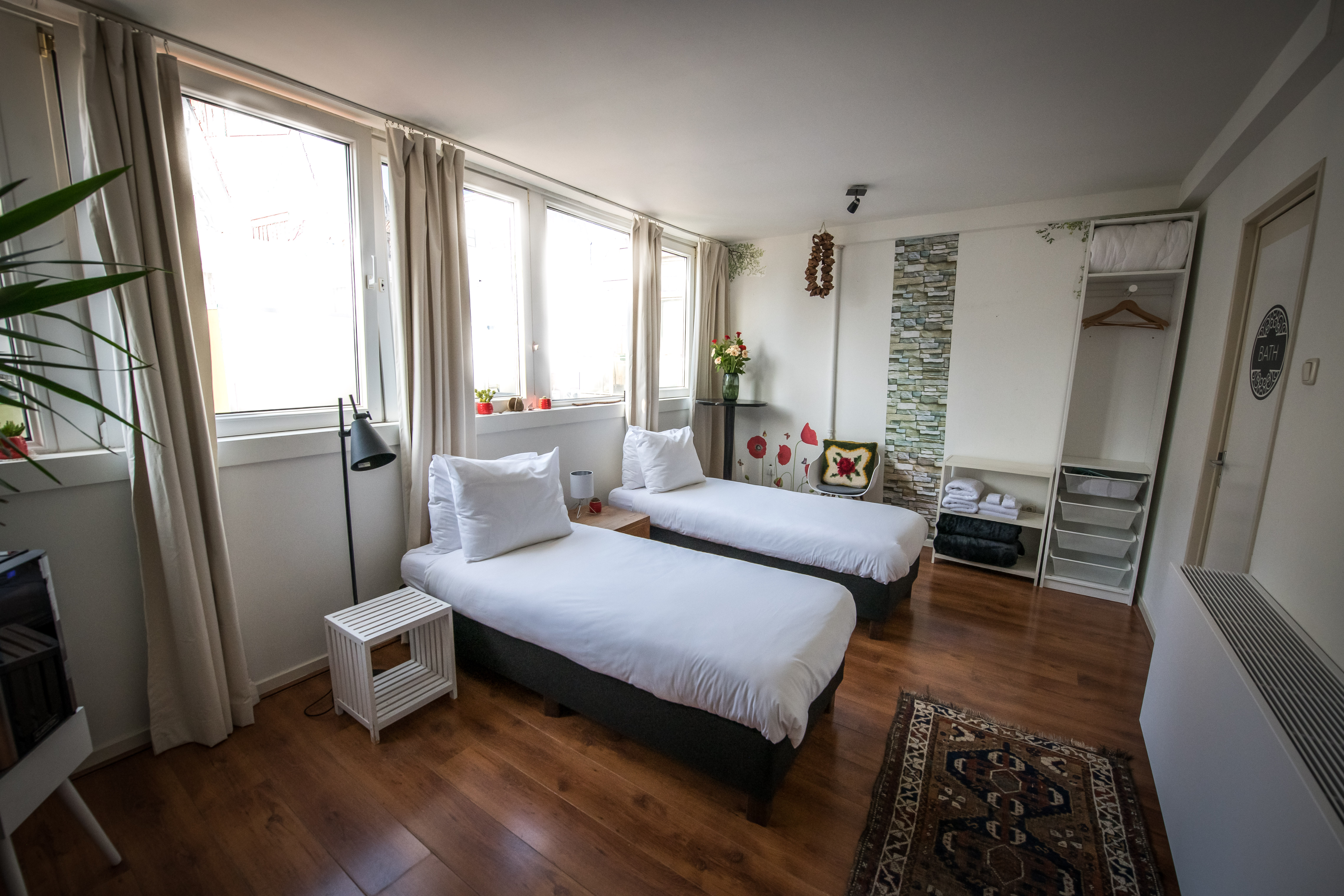 City Break Amsterdam city Center - Room 1 โ Amsterdam stay