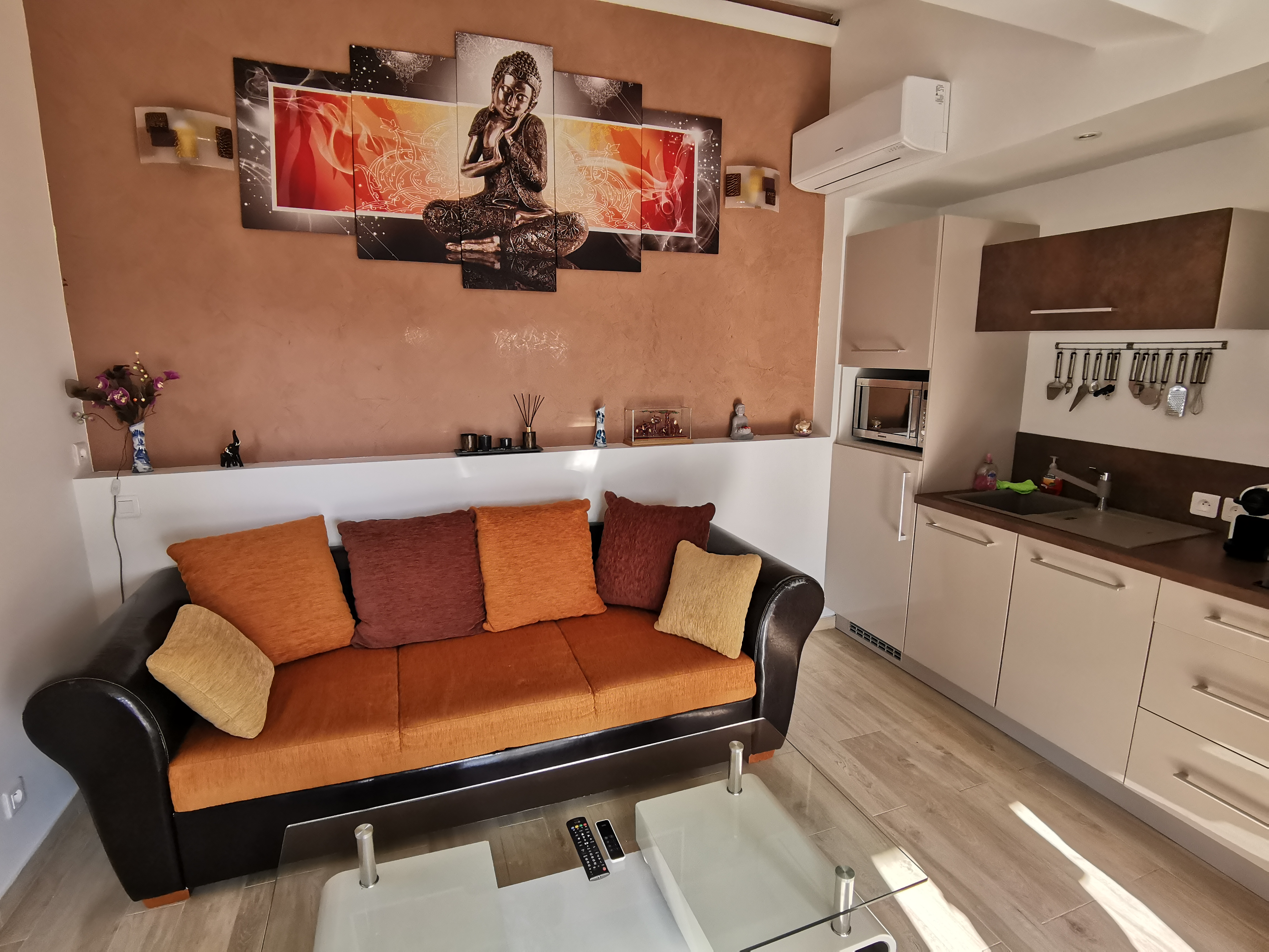 Charming independent studio in the countryside