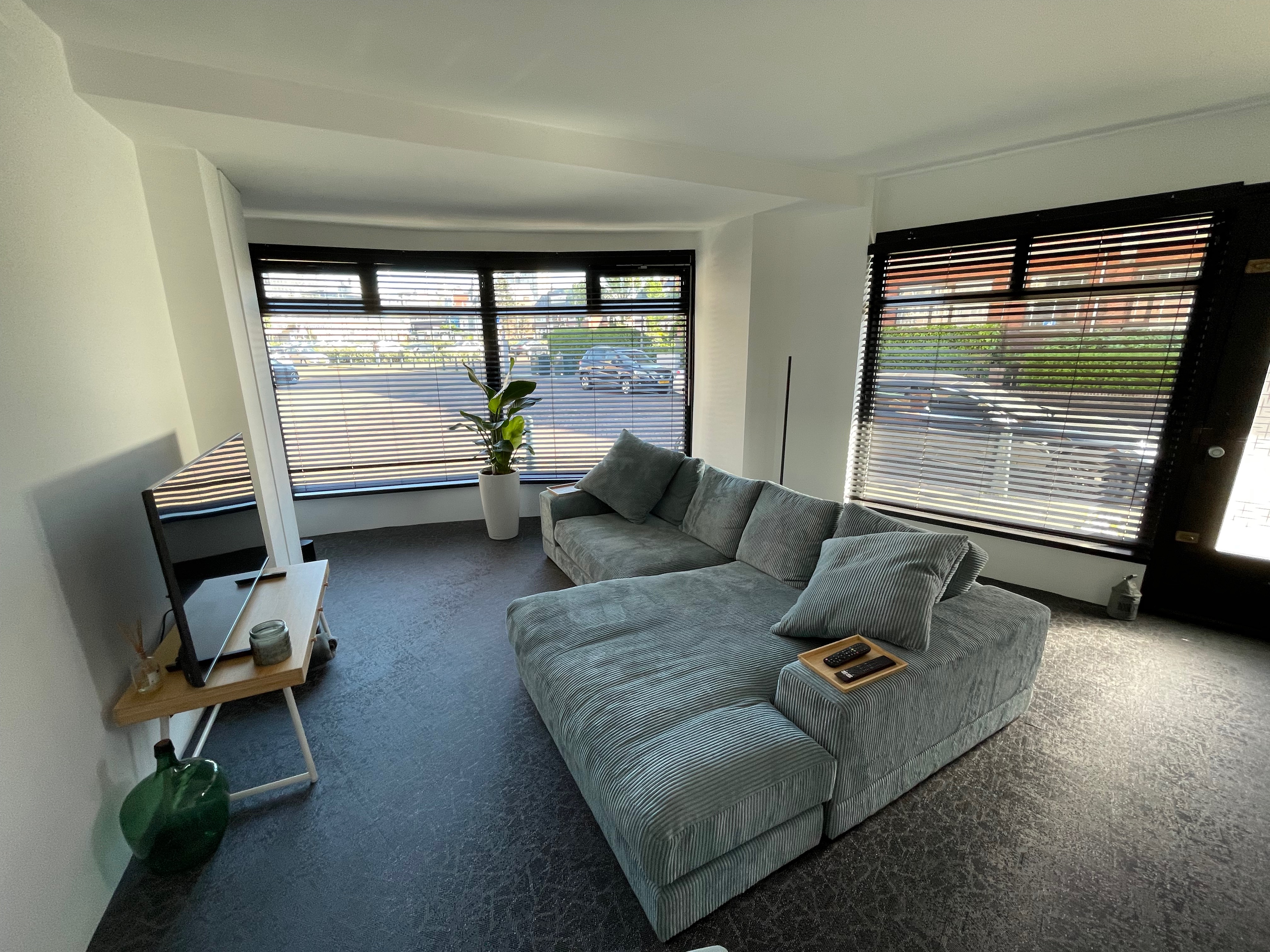 Design 2 bedroom cottage close to the beach — The Hague stay