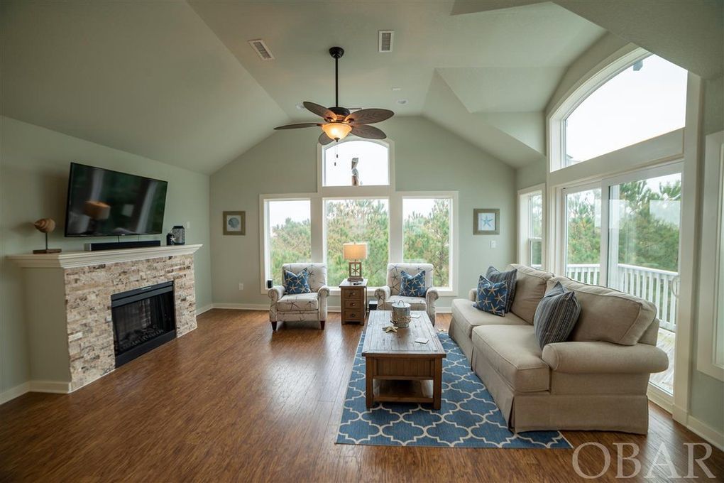 Sea Glass Shores Corolla-4BR/3.5Bath/Hot tub