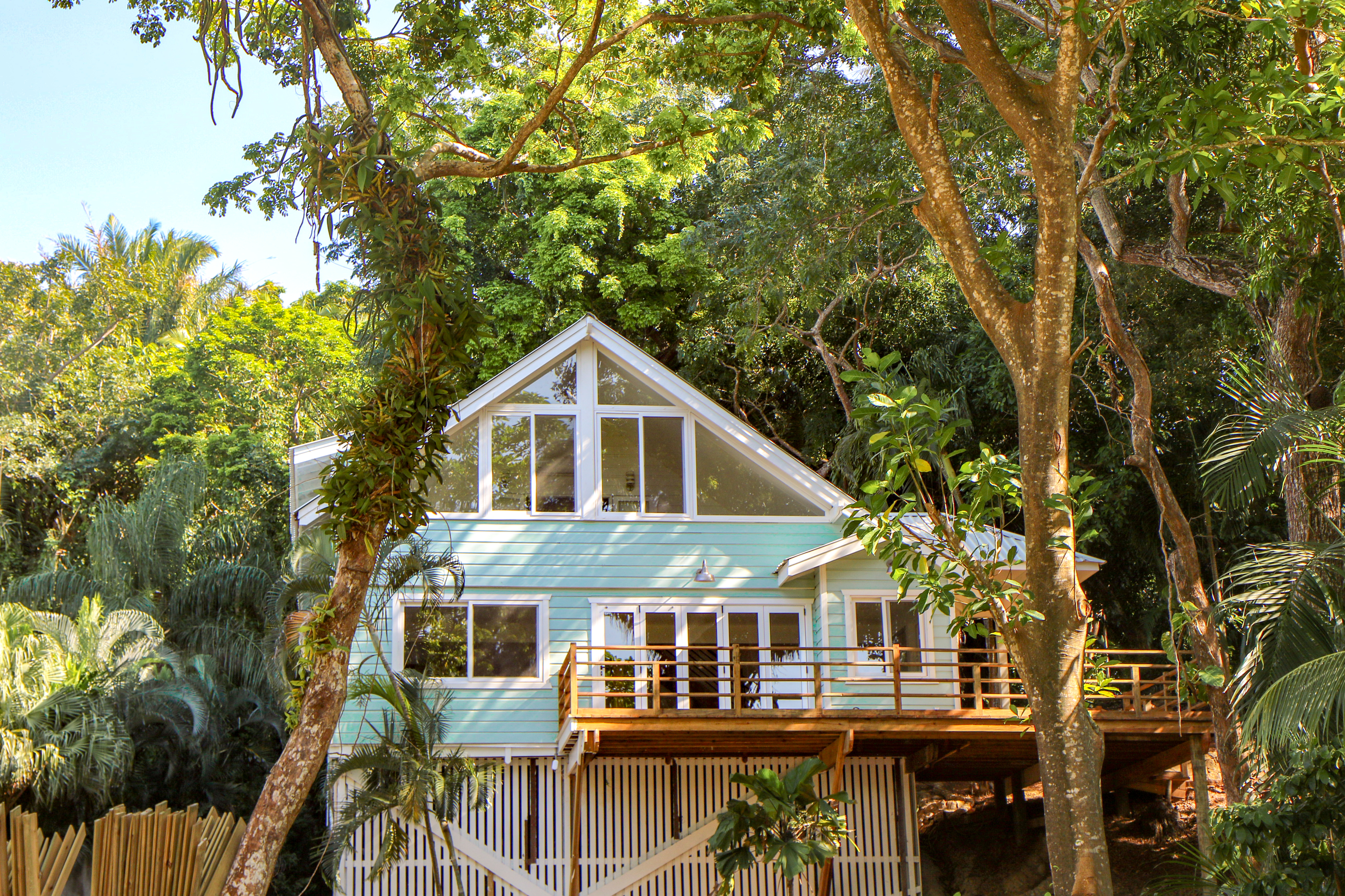 Poco Loco Villa at Luna Beach