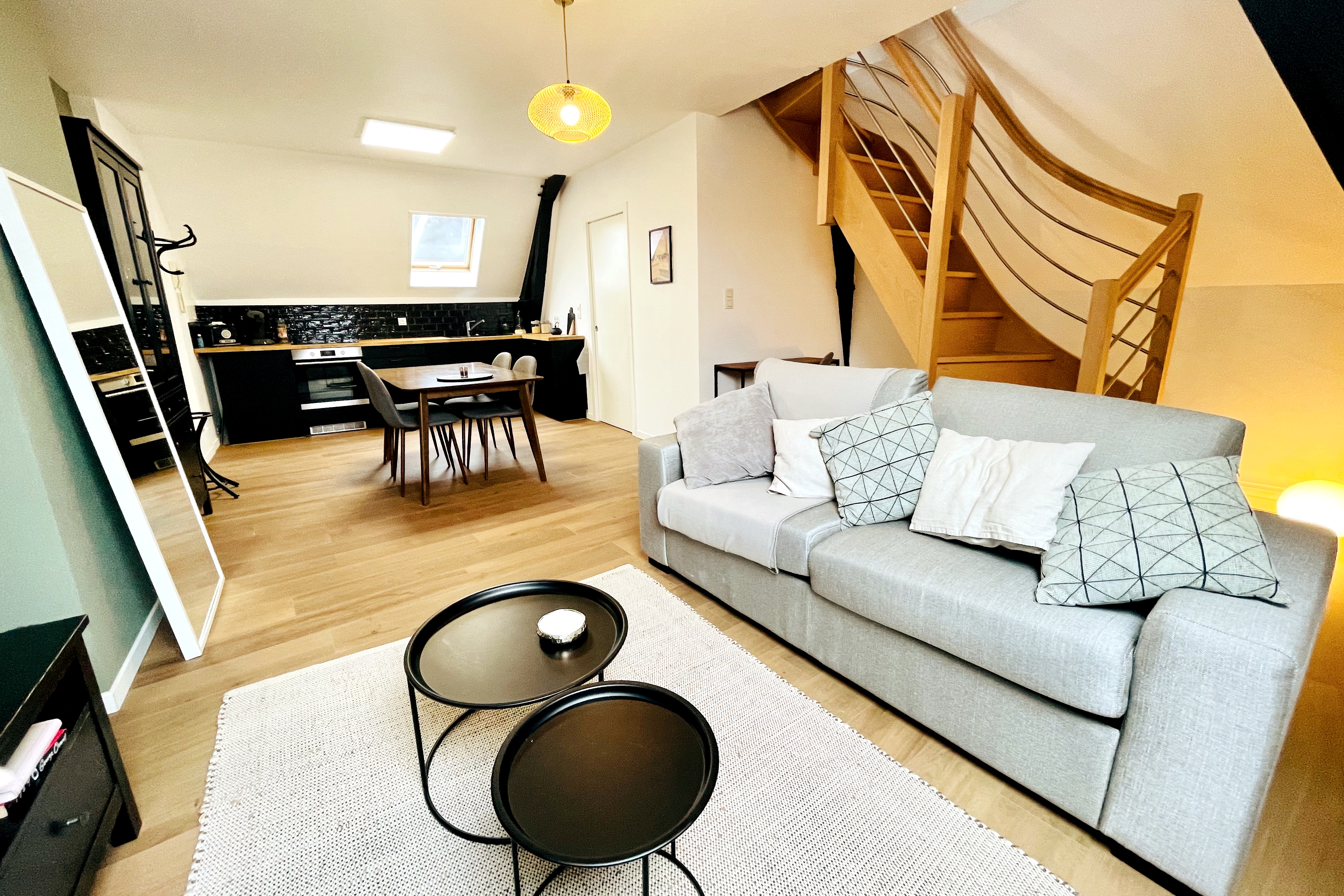 Rare Pépite~ Cozy Duplex in the Heart of the Places