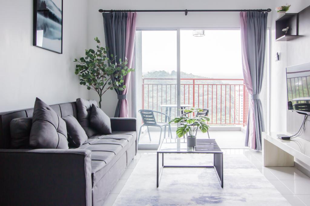 Casa Sole @ Emerald Avenue 3 Bdrm with 3 Parking