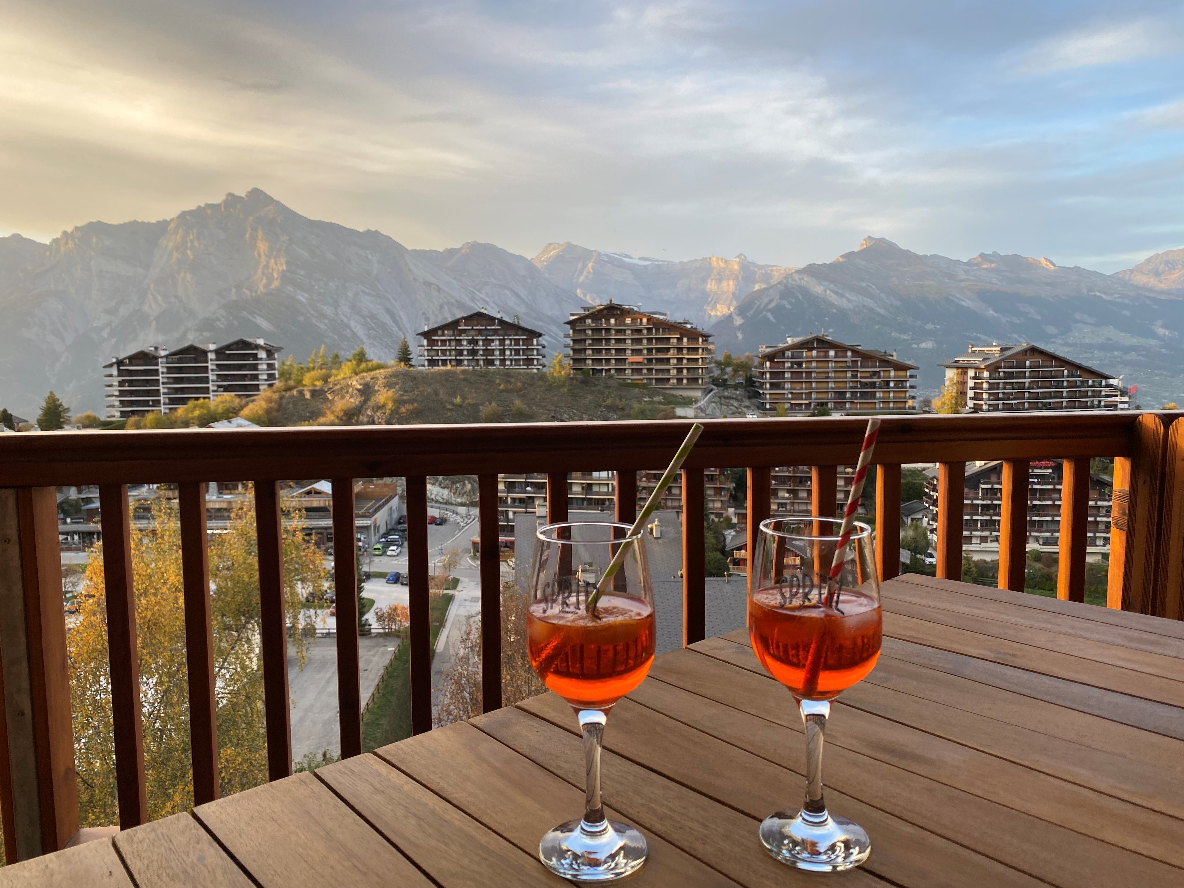 Warm apartment 1min walk from the gondola