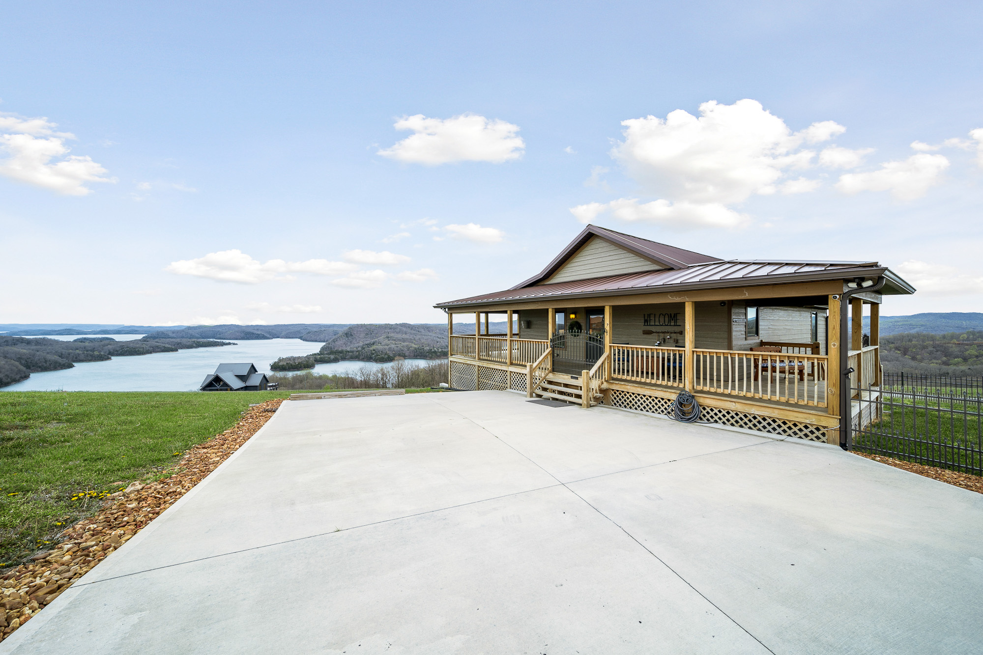 PARADISE The Pointe Houses for Rent in Celina, Tennessee, United