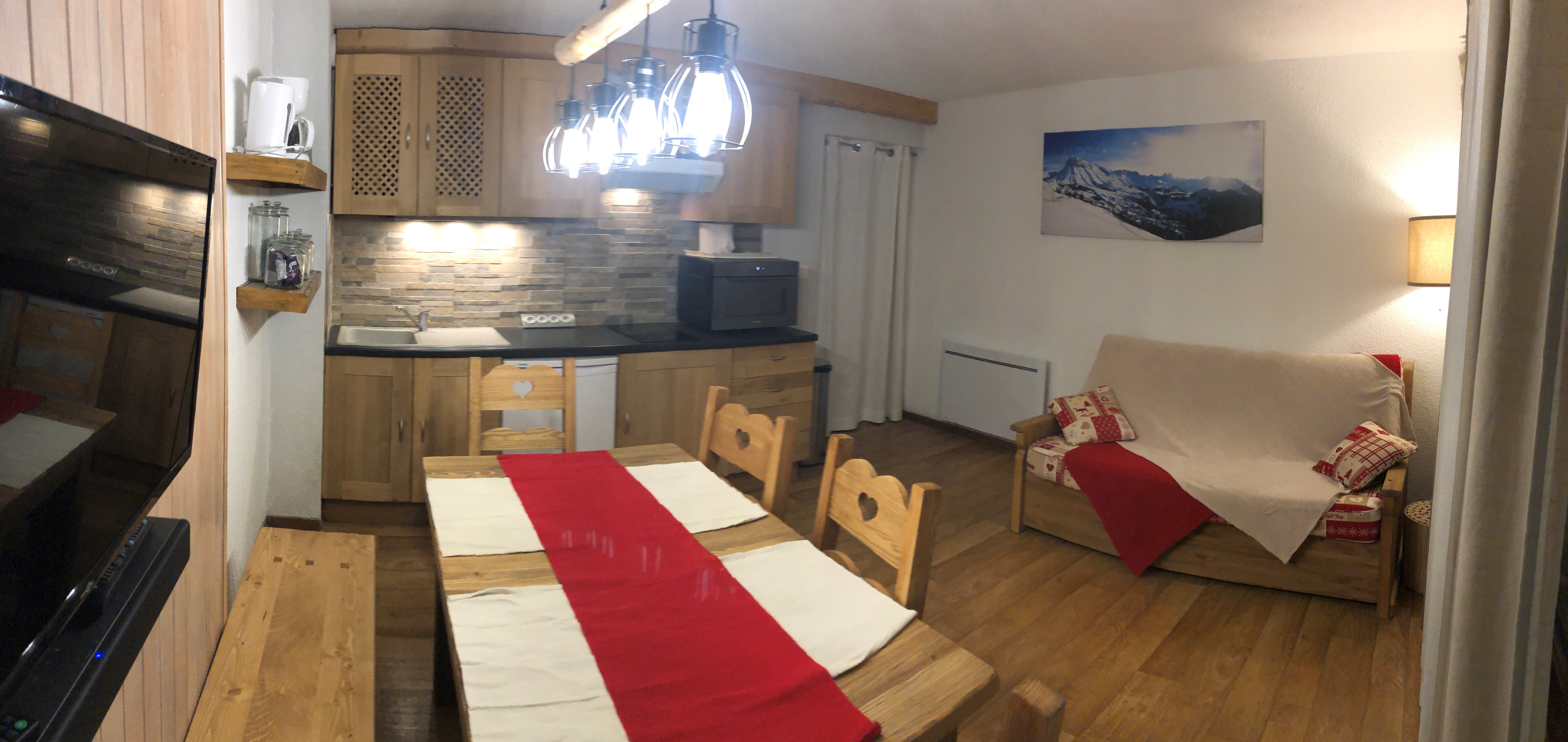 5 person apartment in a dream setting...