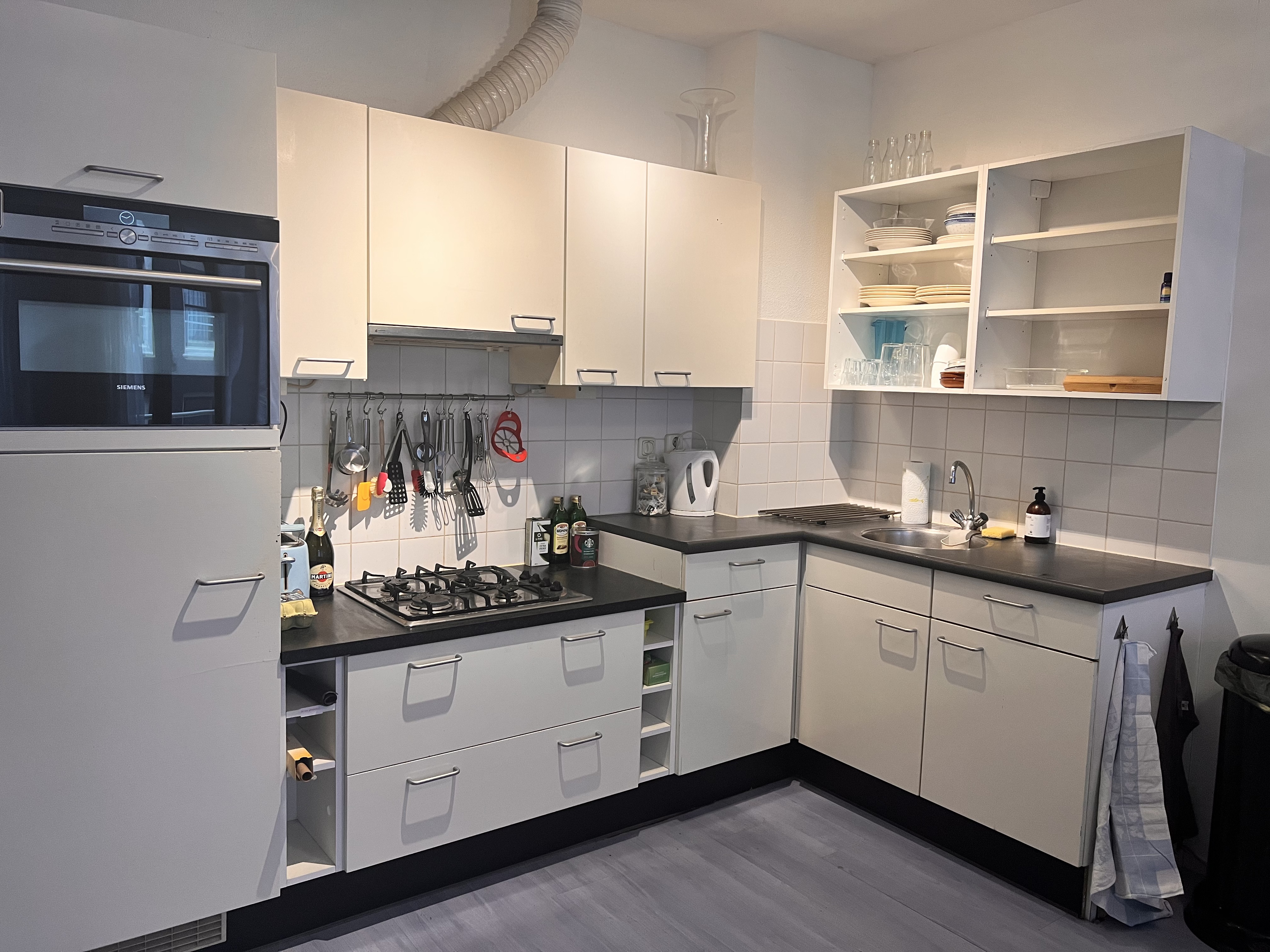 Spacious 1-bedroom apartment in Amsterdam downtown — Amsterdam stay