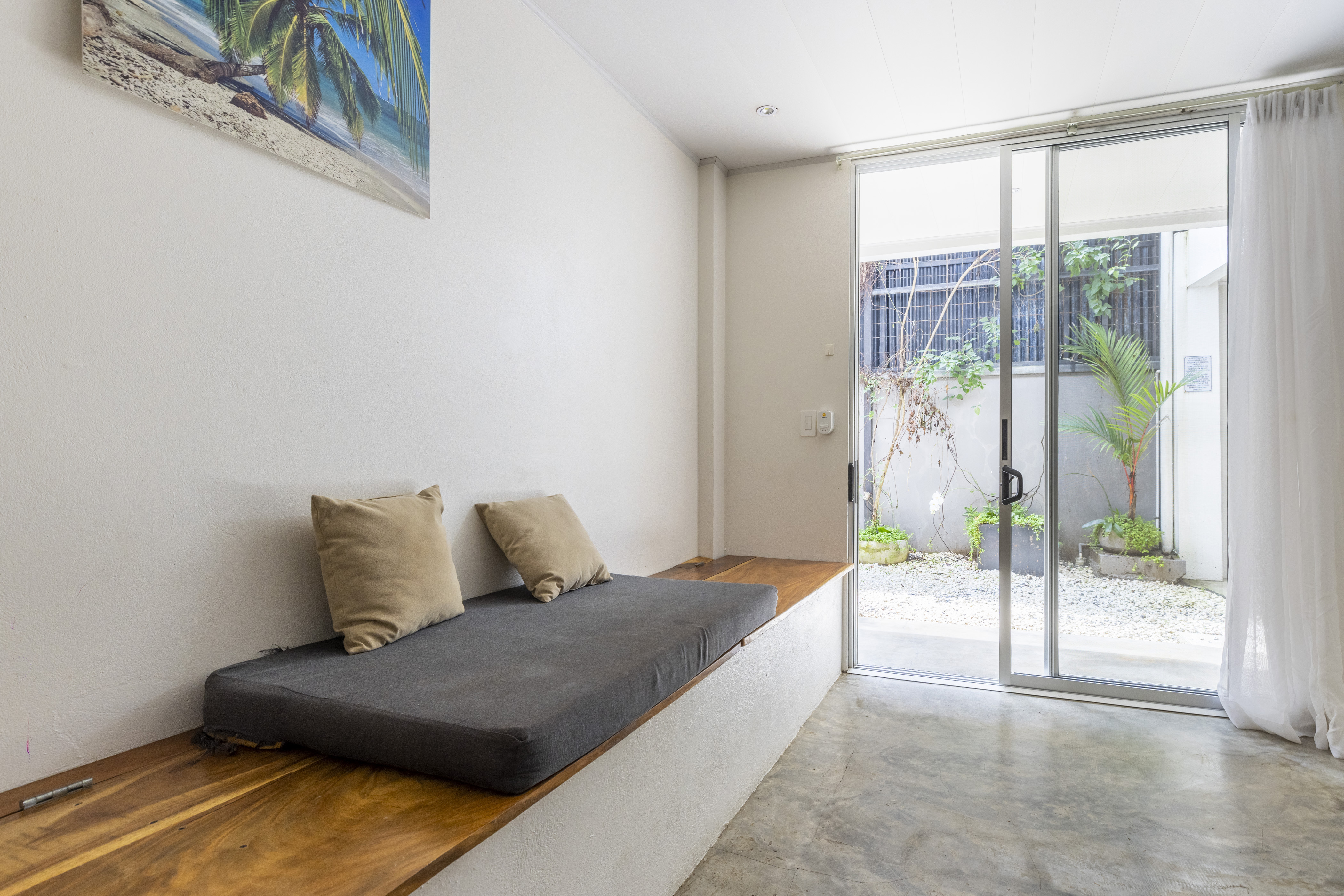 Beachfront Bliss: Apt1 Steps from Best Surf Beach