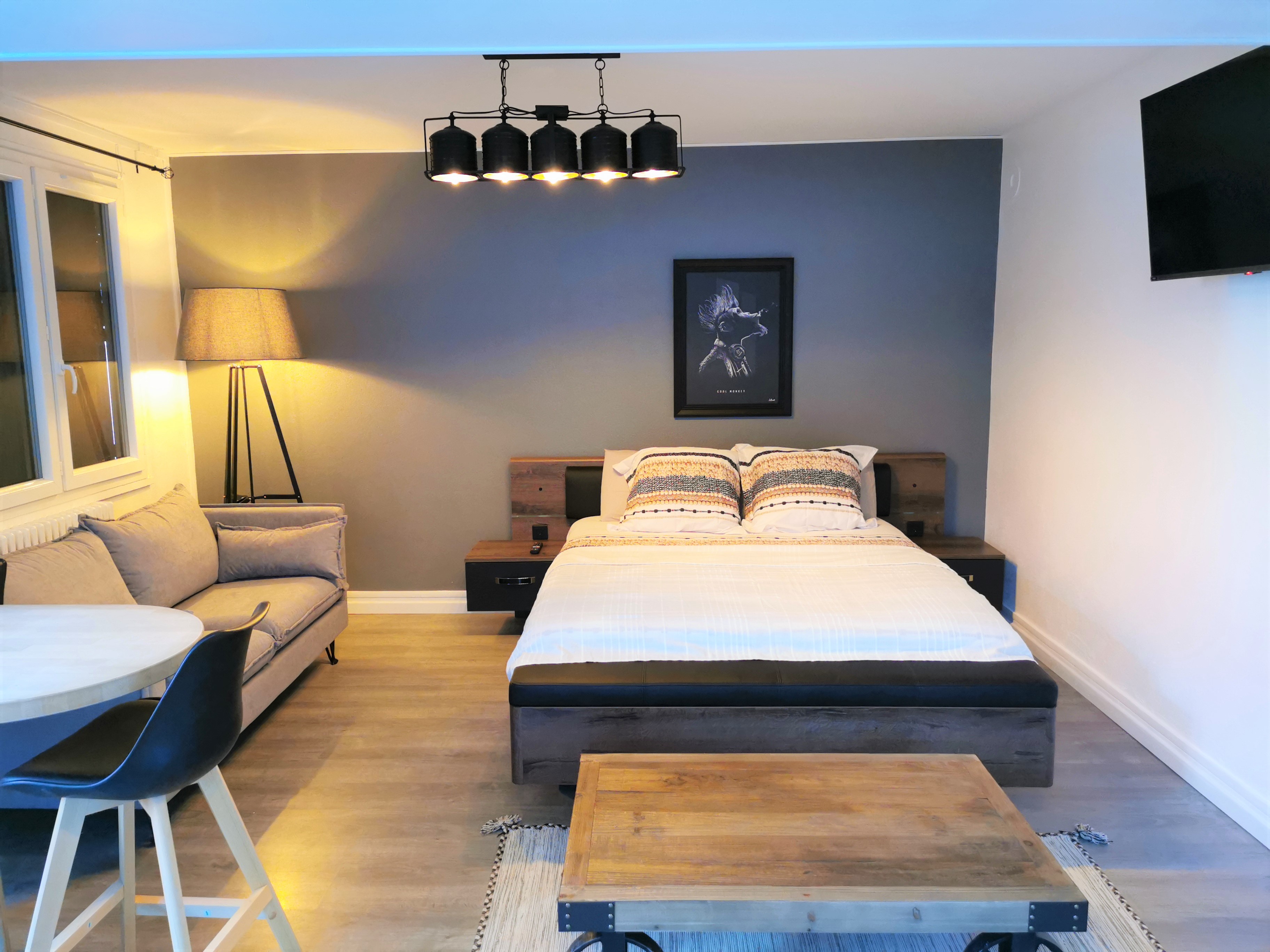 Very warm studio completely refurbished