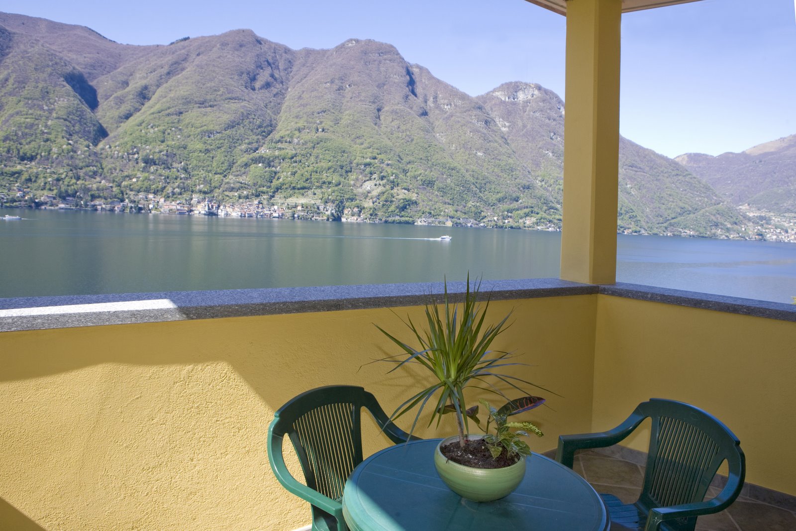 La Cascata - Apartment 3  with lake view terrace