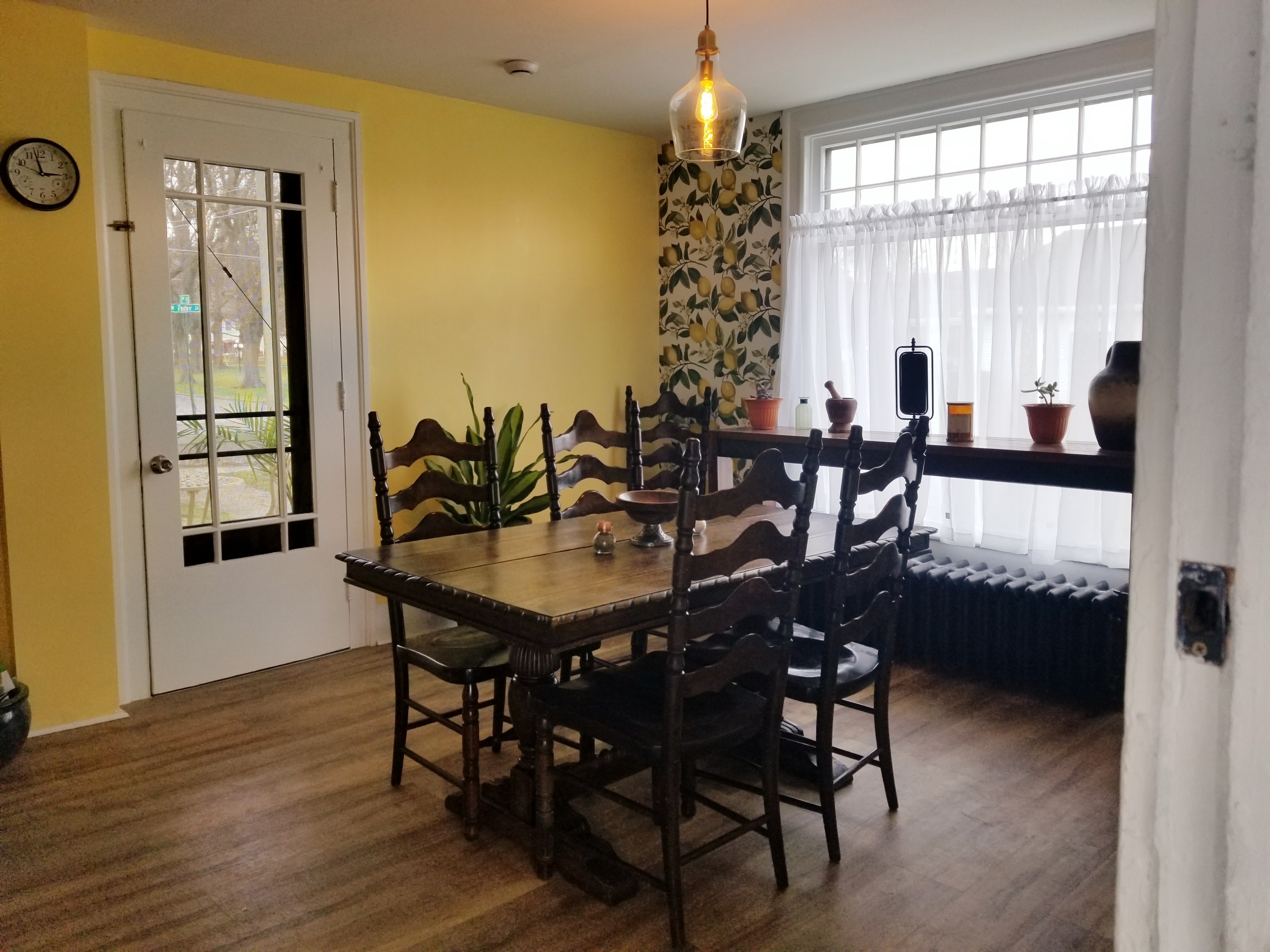 Historic Hideaway Overlooking Park