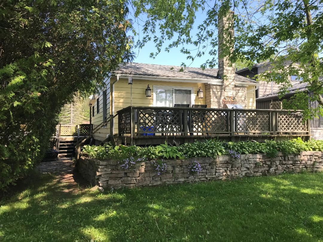 Beautiful Newly Renovated Cottage by the River