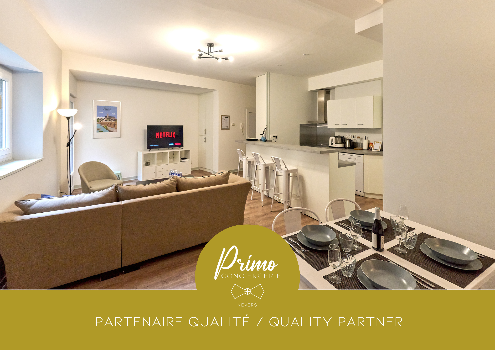 *La Revenderie* private courtyard >•< Primo Conciergerie