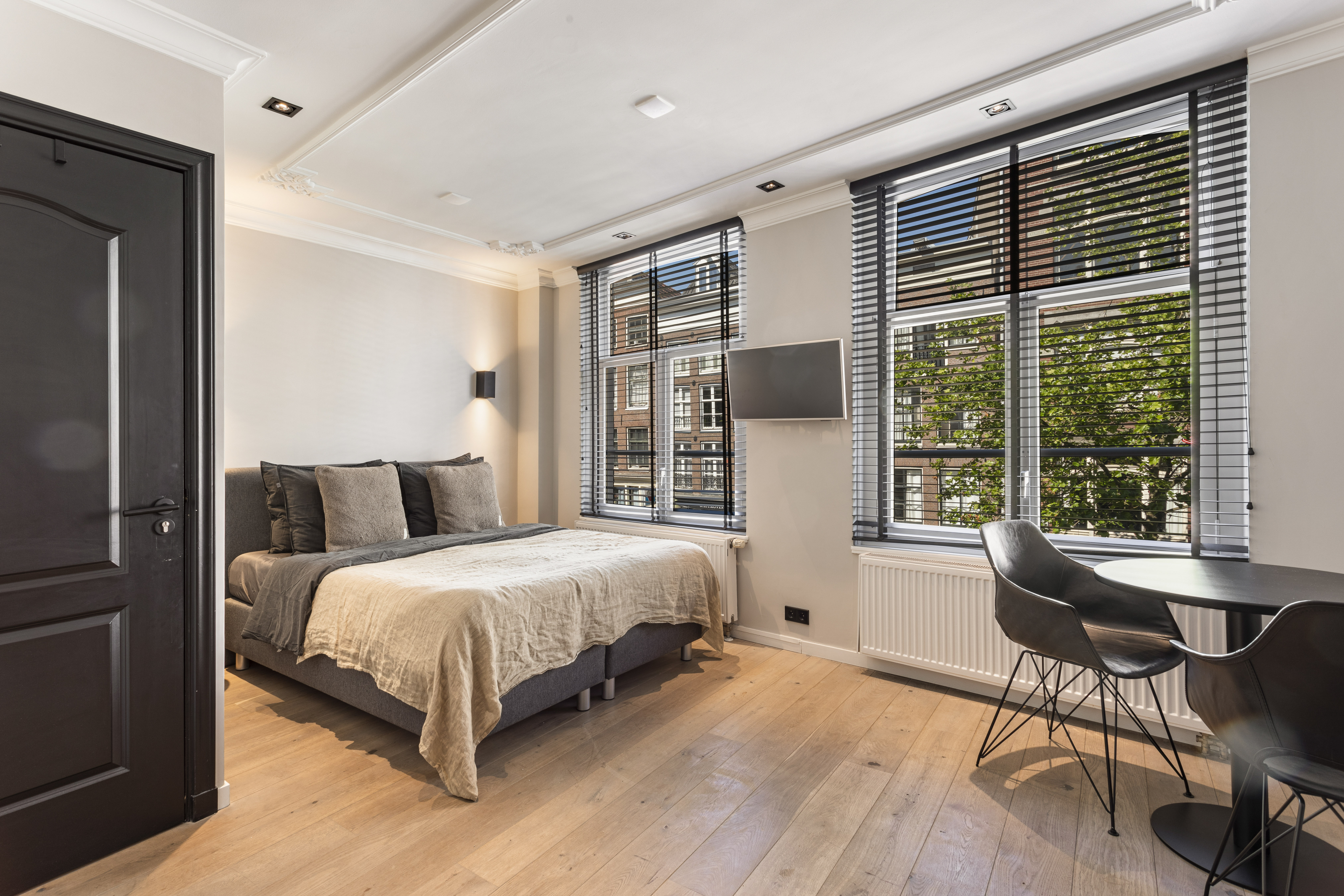 Modern Spacious room Downtown — Amsterdam stay