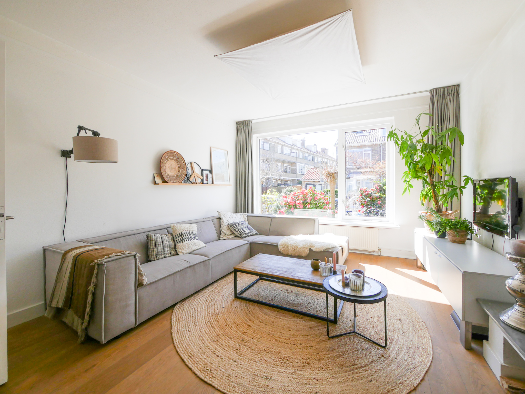 Hosted by Wendy, Lovely, cosy home near the beach — The Hague stay
