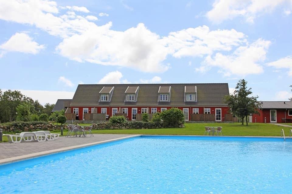 Holiday apartment with shared pool
