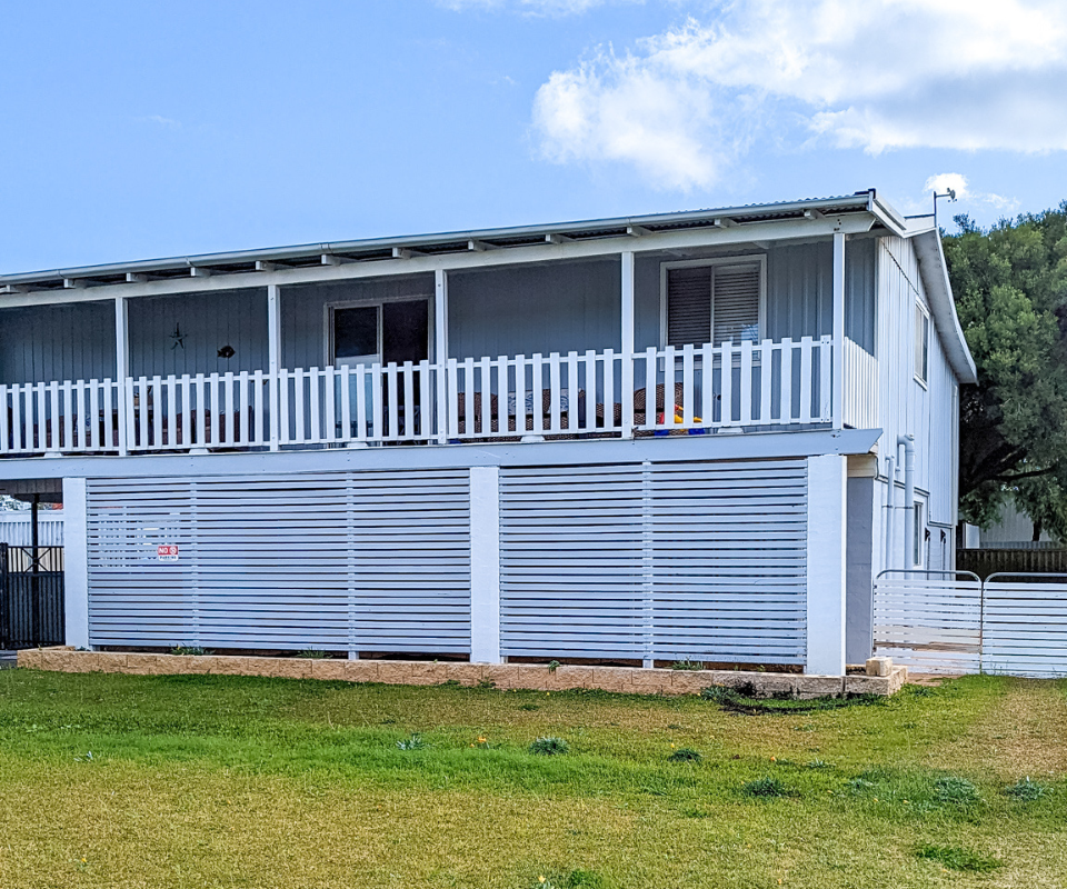 A bright, light & modern home, ideal for families!
