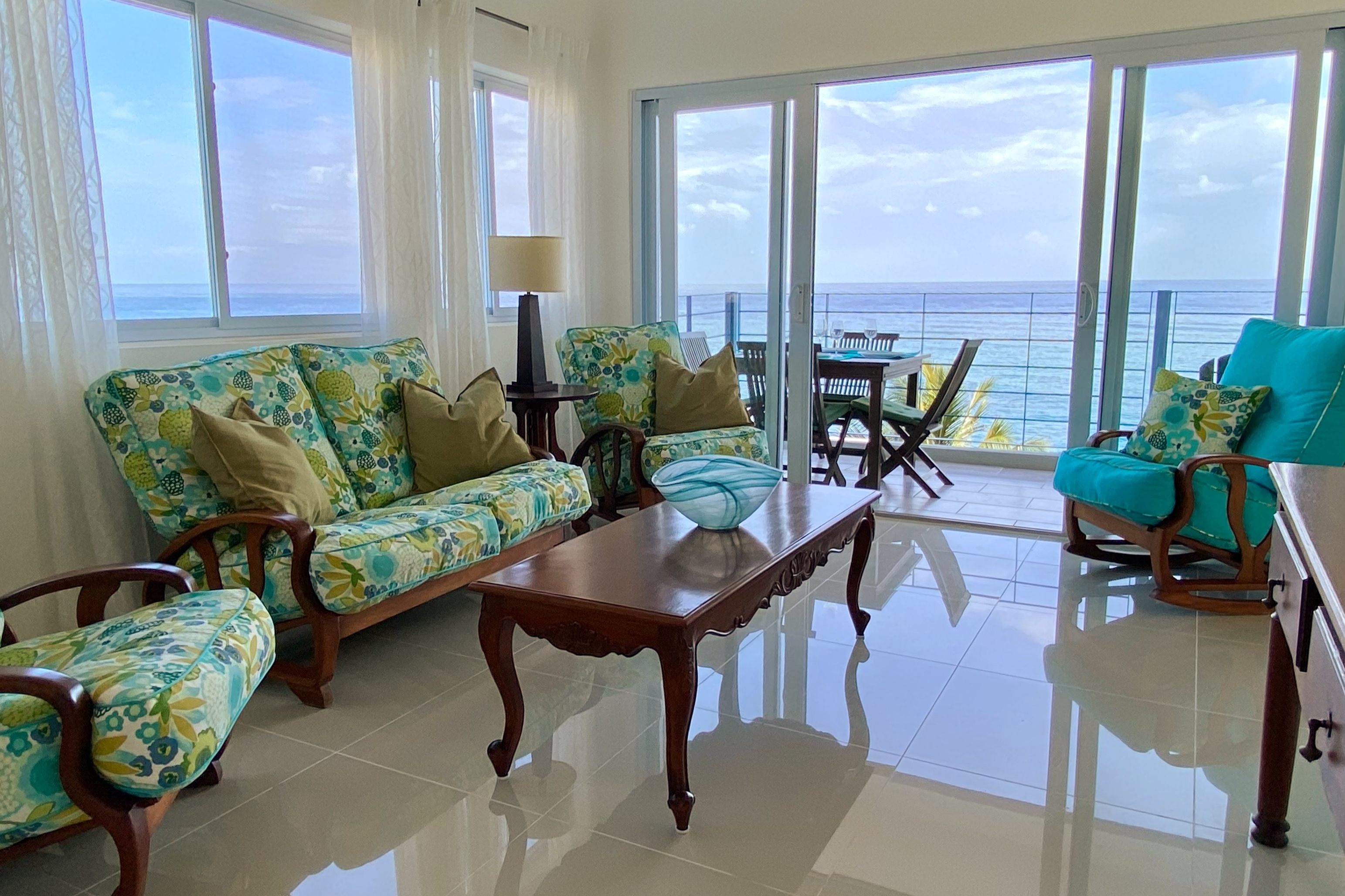 Penthouse Gem on the Waterfront.