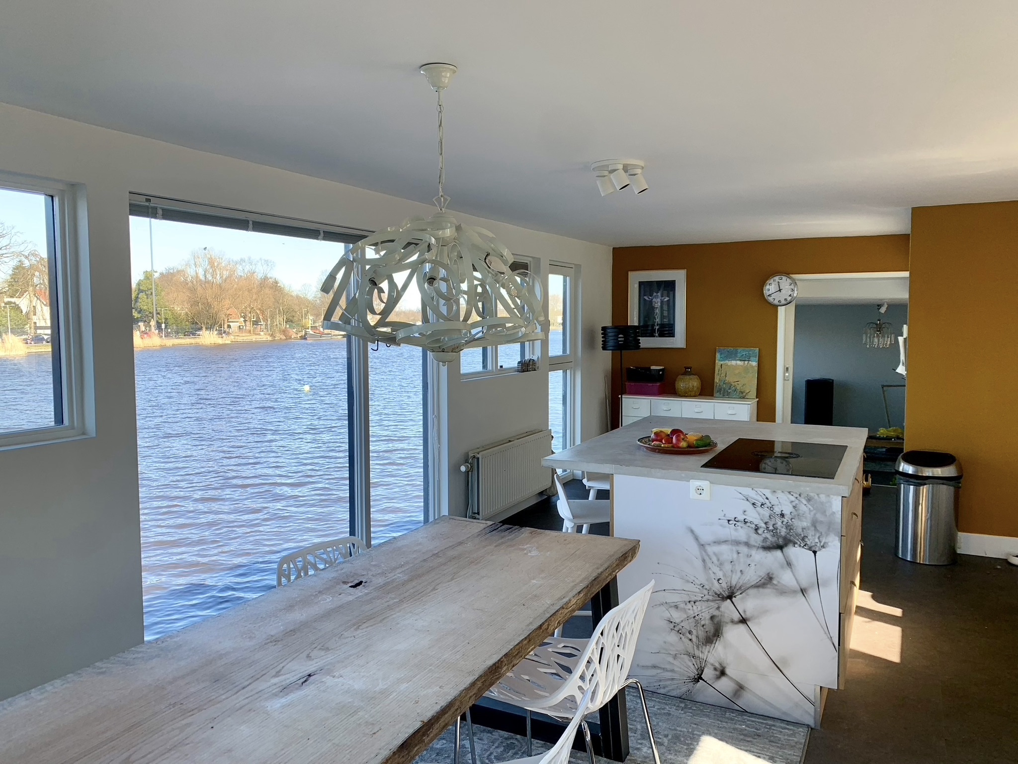 Luxury Houseboat in Amsterdam and free bikes β Amsterdam stay