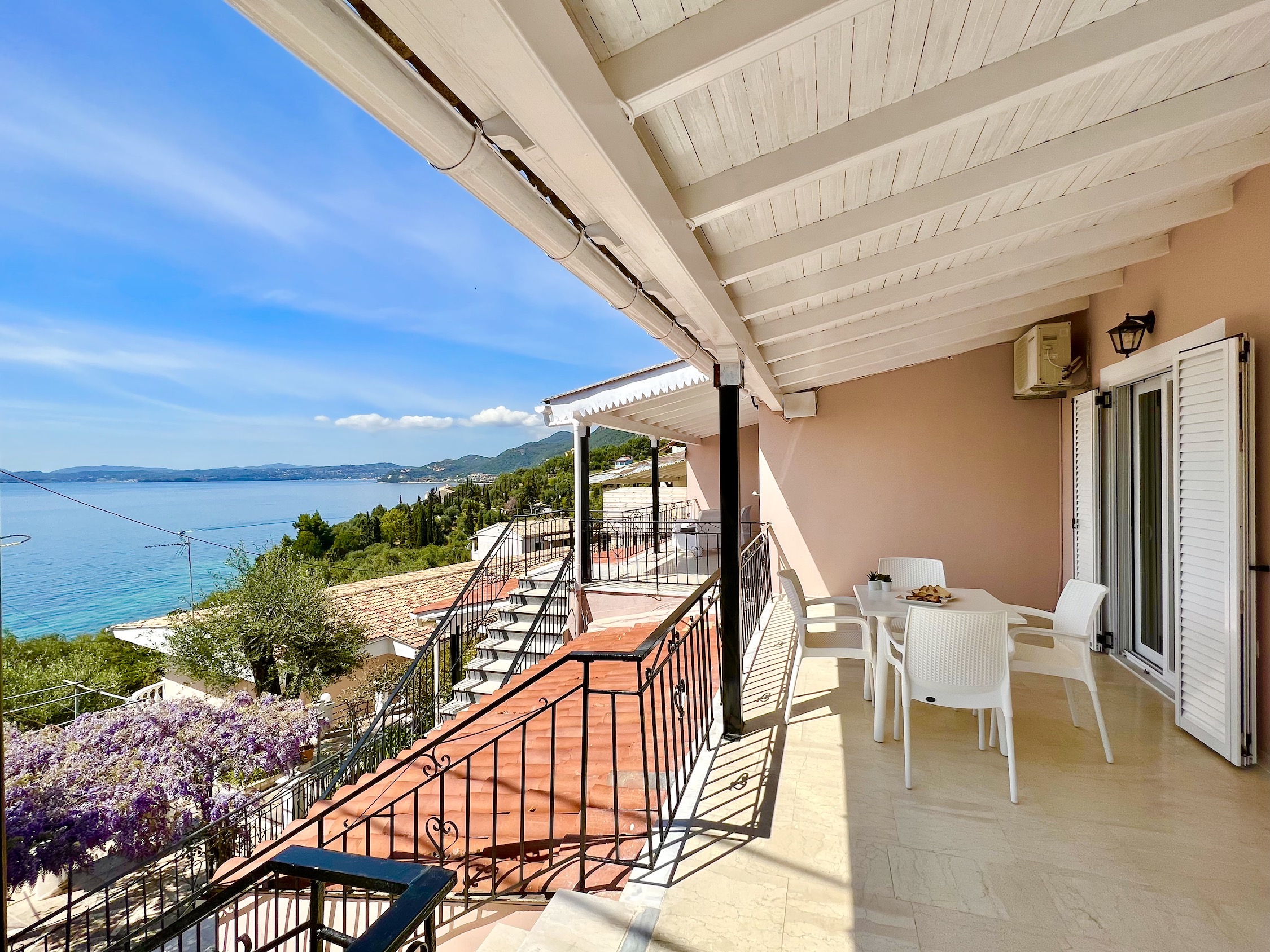 Nissaki Lilium Luxury Apartment
