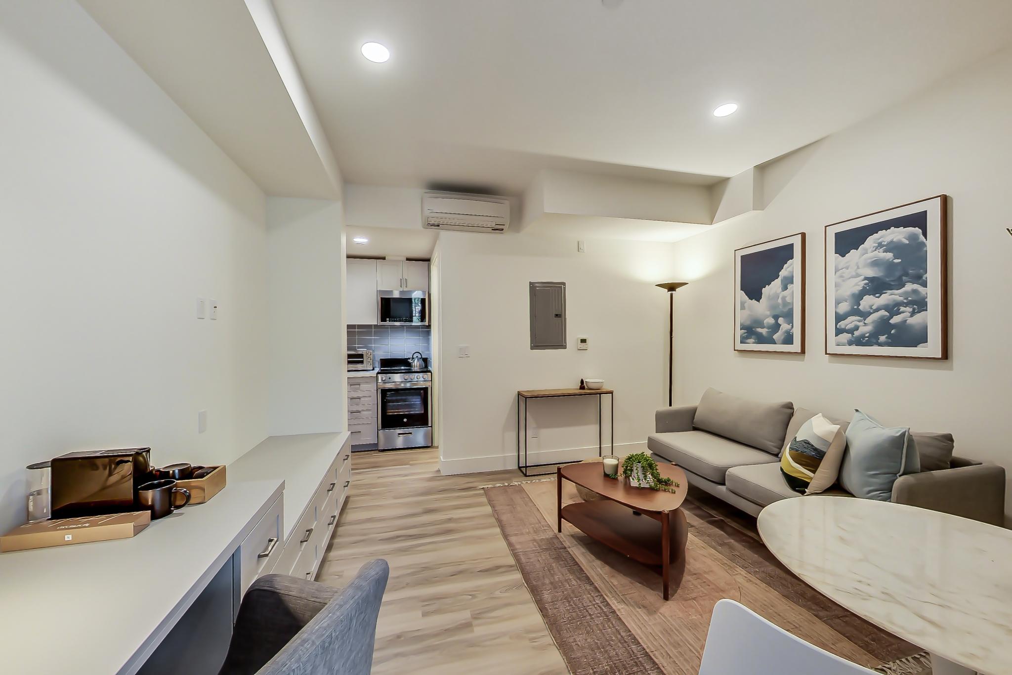 Entire Furnished Luxury Apt in Lake Merritt Apartments for Rent in