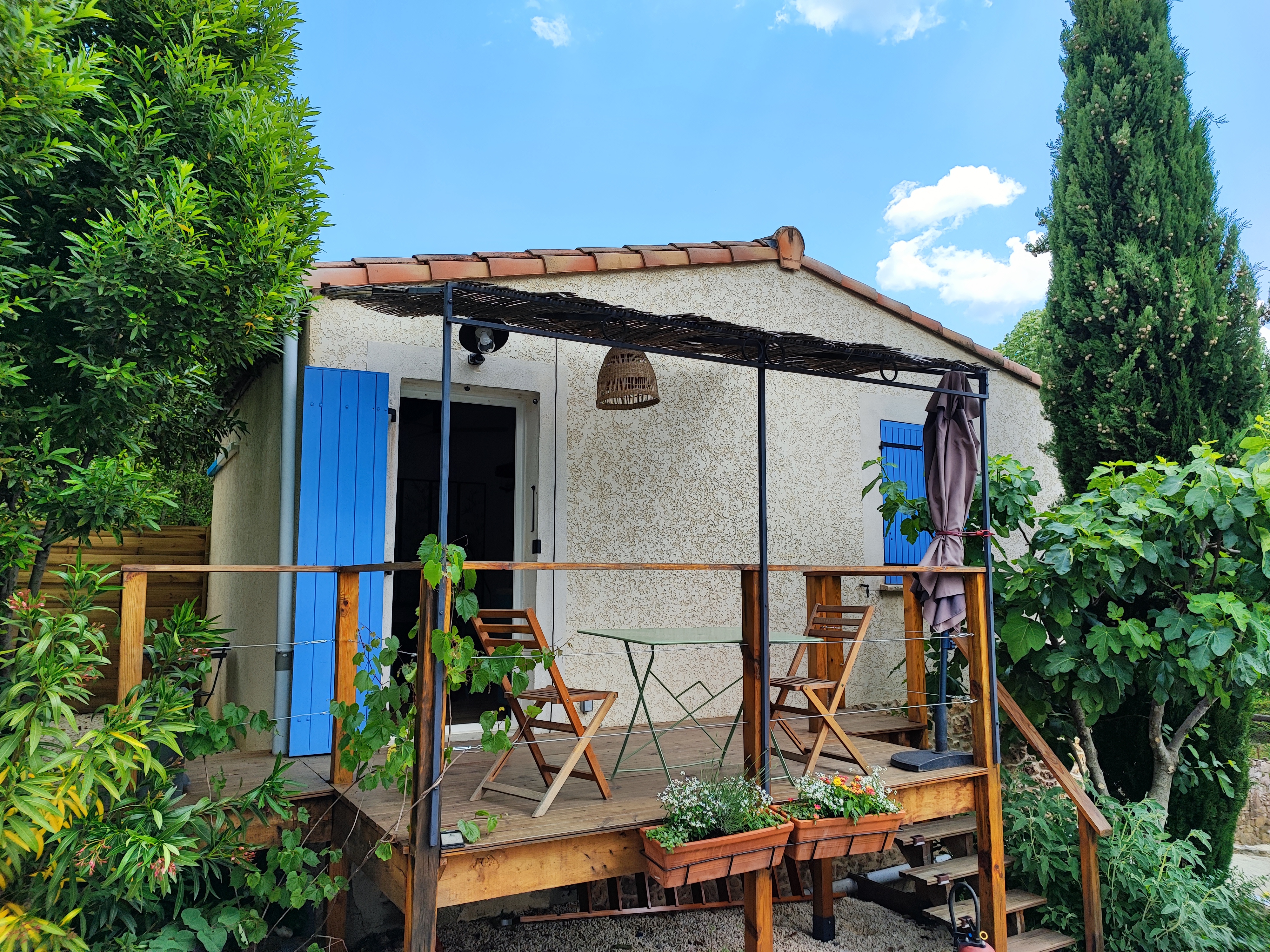 Nice Cabanon - Terrace with view and shaded garden