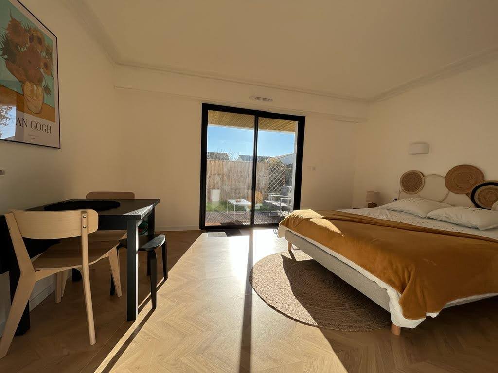 Guesthouse in Boisvinet, 5 minutes from the beach