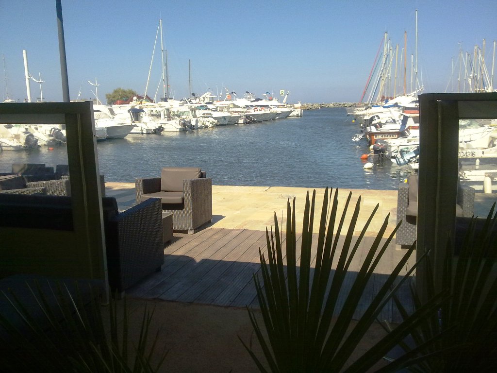 charming T2 studio 10 min walk to the sea