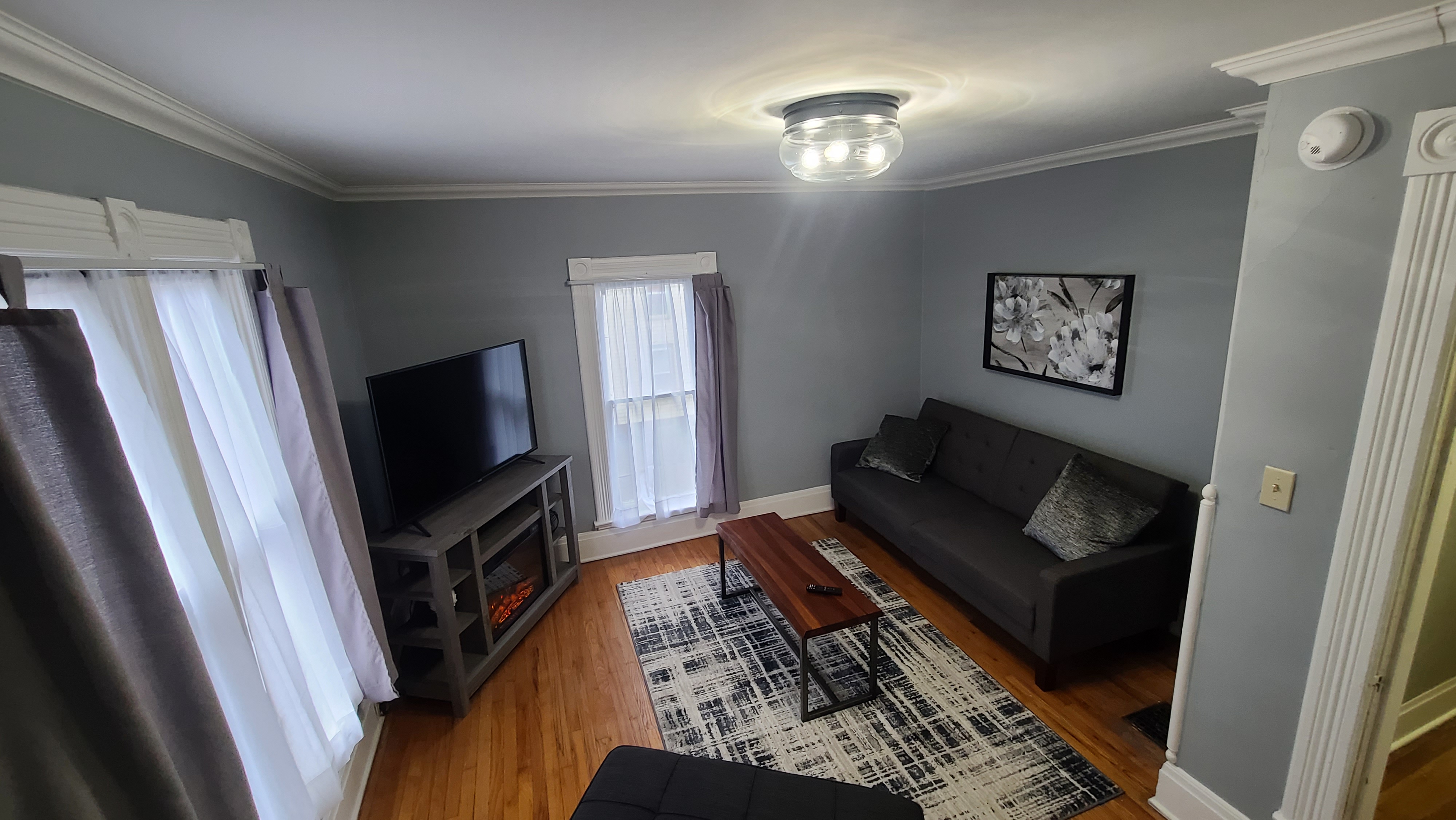 The Wesley - Historic 1890 Victorian, Second Floor