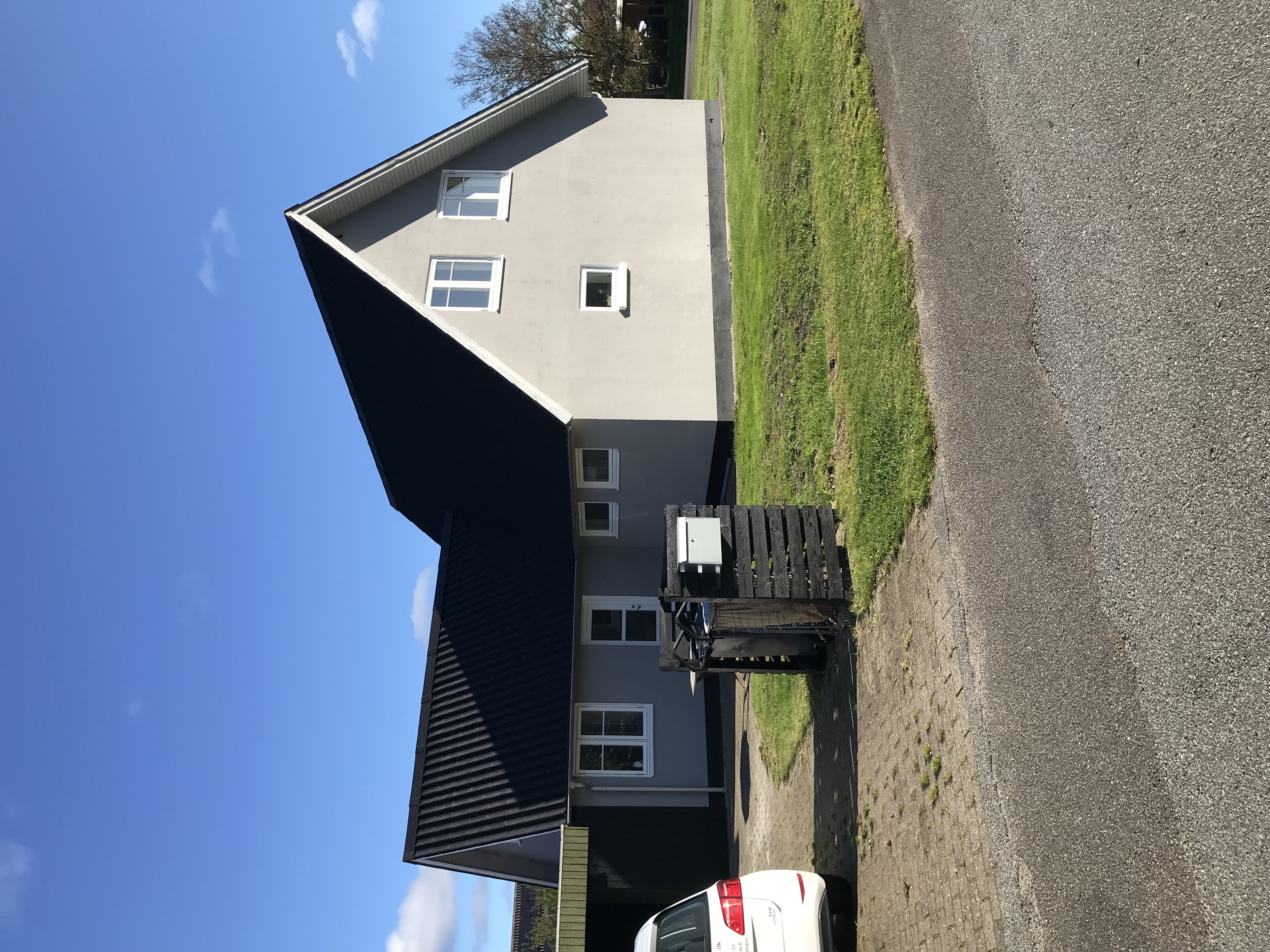 cozy townhouse close to forest and train station