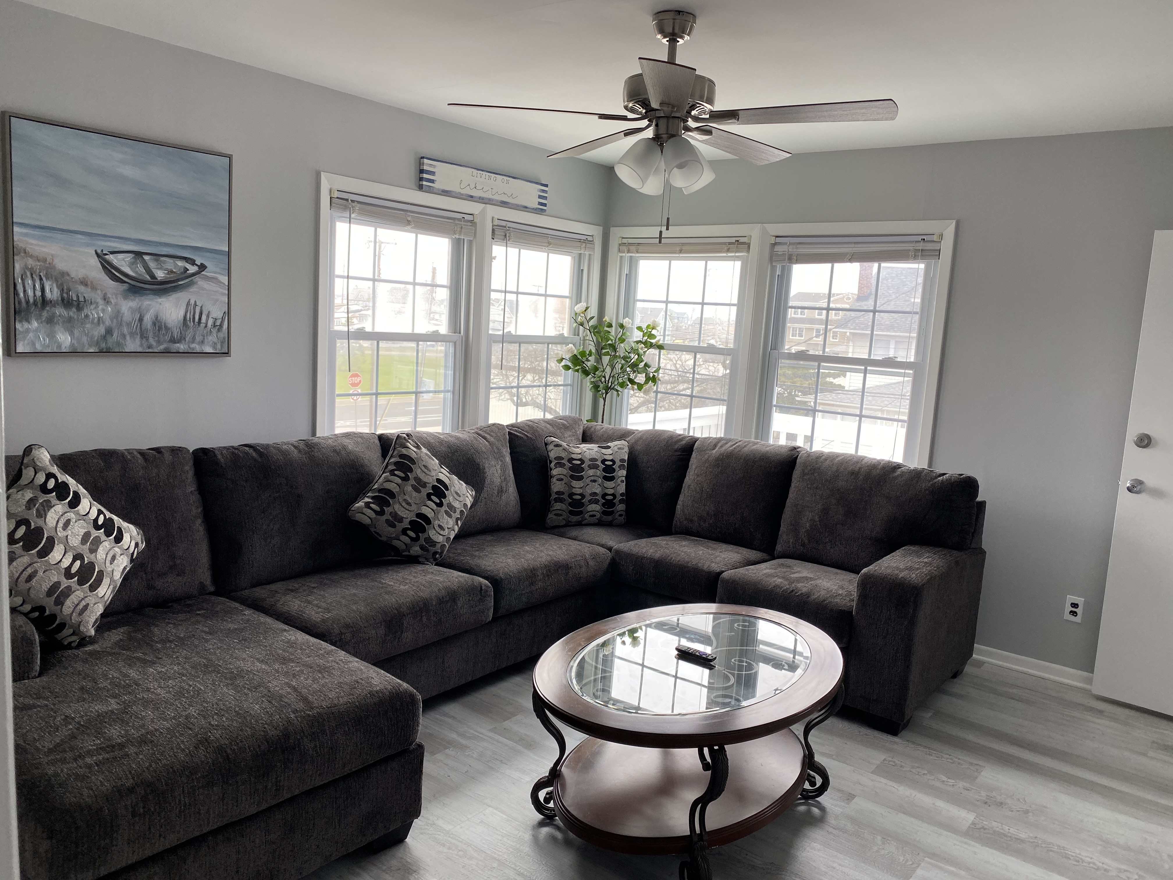 NEW !!! CHIC 3rd FL Beach home - PRIME OCEAN BLOCK