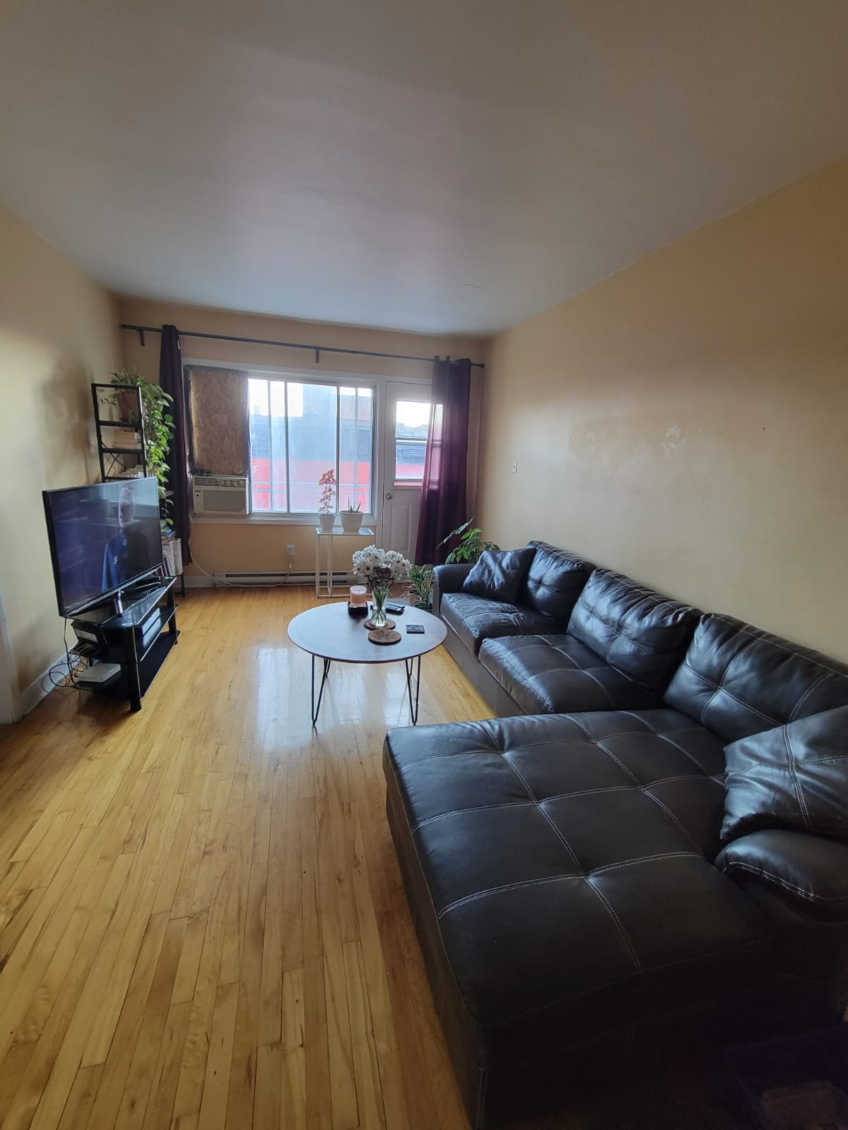 Schönes Apartment 3 Gehminuten von der U-Bahn entfernt! - Airbnb