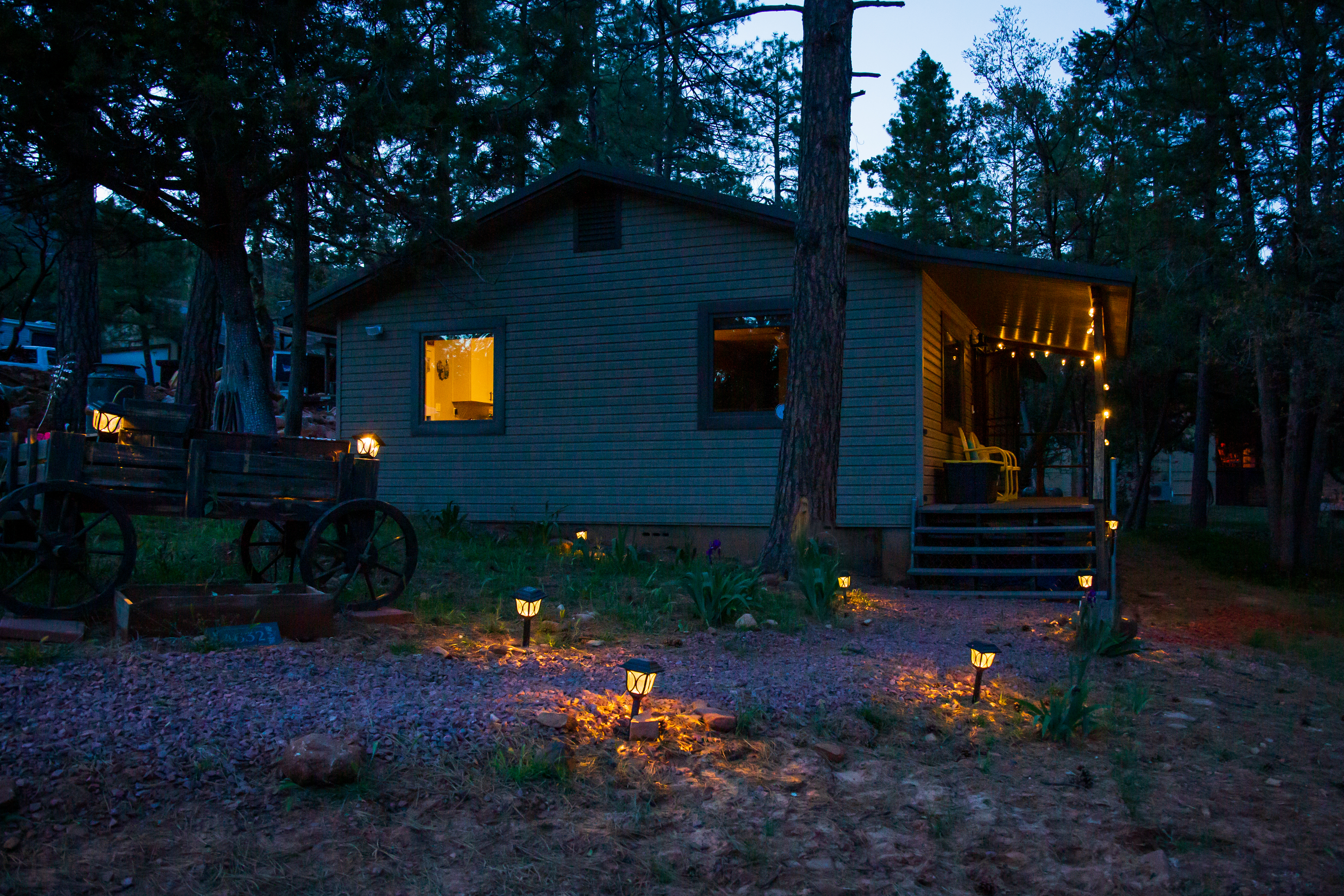 Quaint & Cozy Retreat | Peaceful Pine Place
