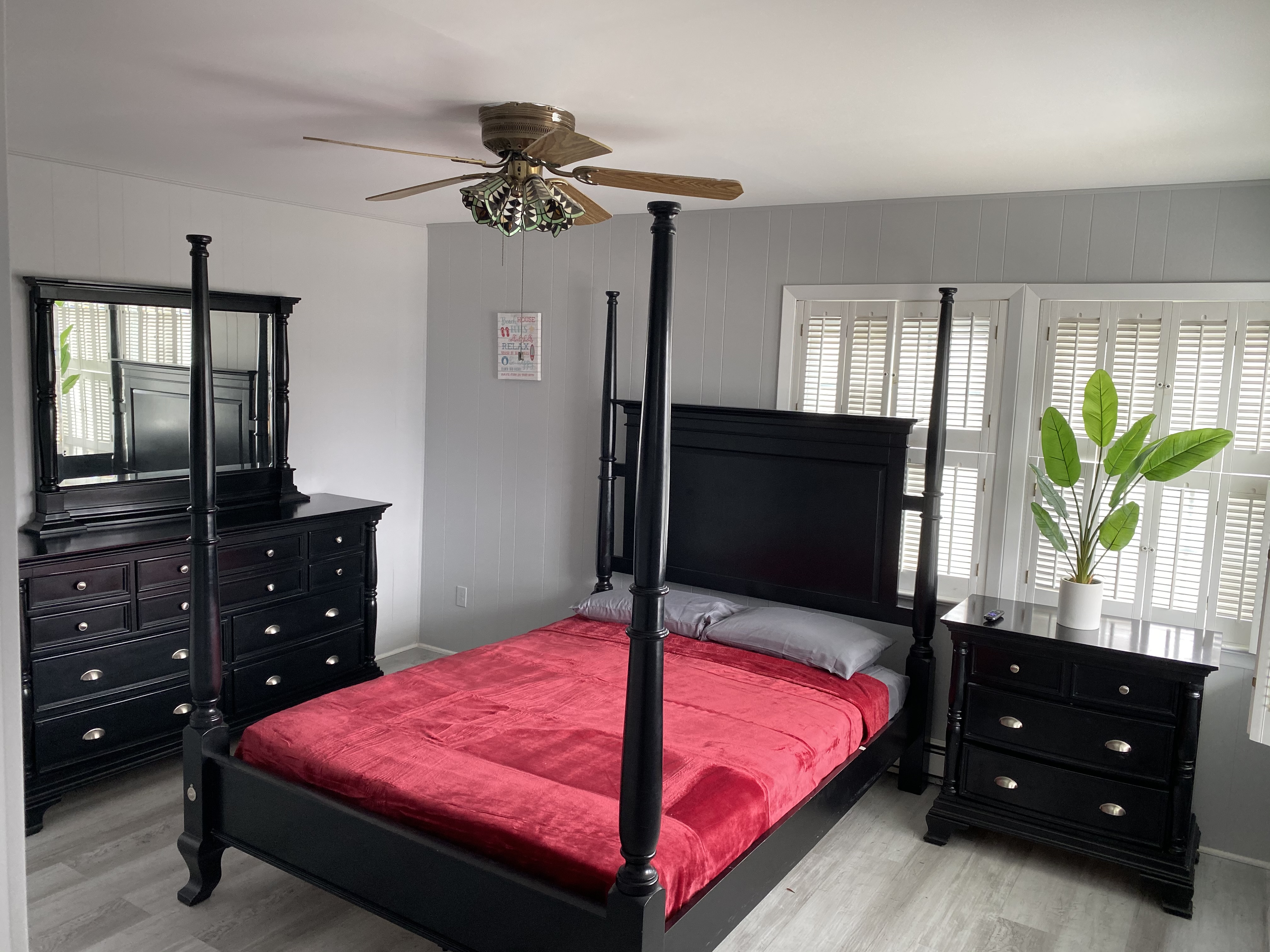 Elegant & Cozy 3BR Beach Home on PRIME OCEAN BLOCK