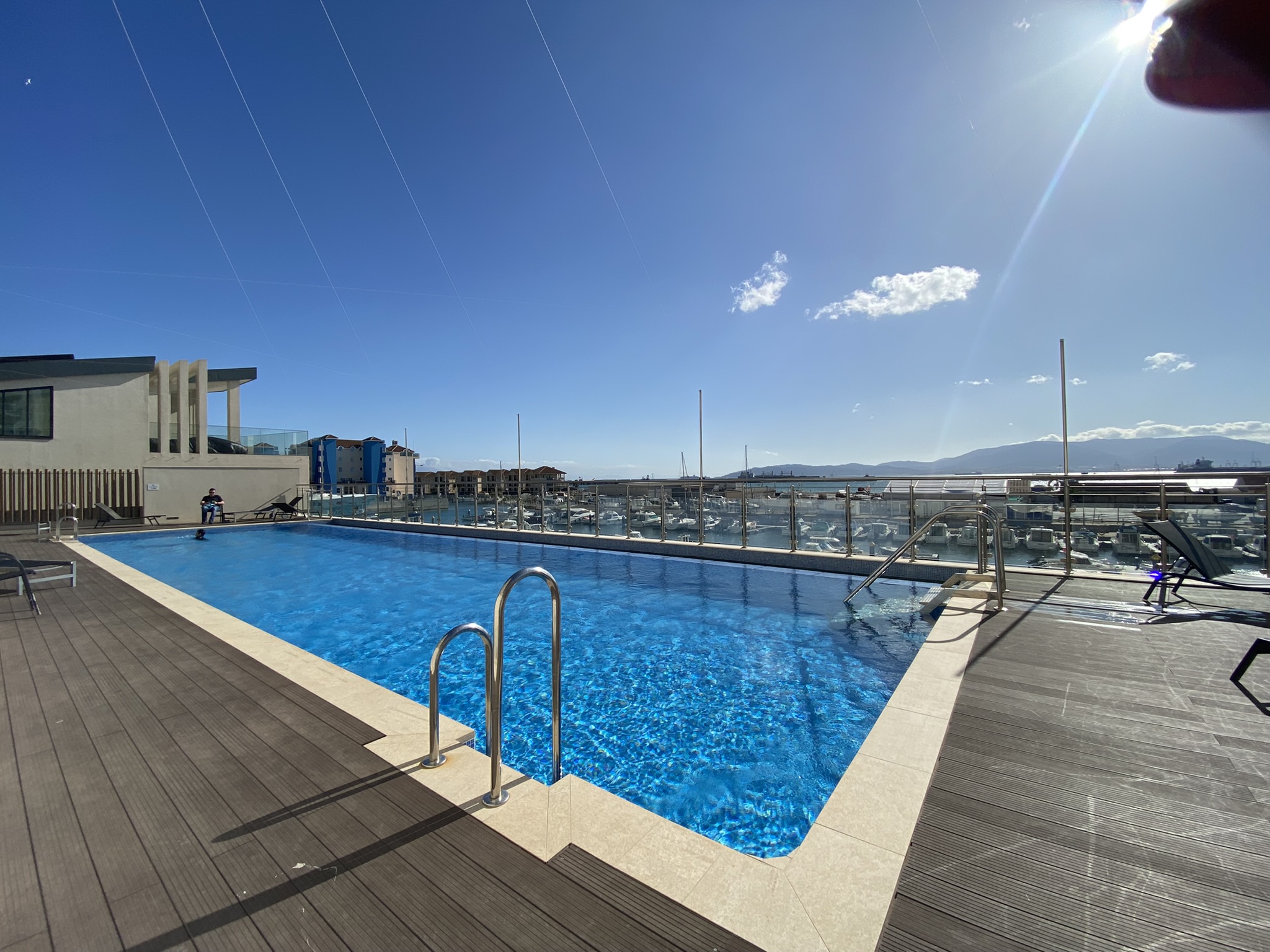 Spacious Studio with Stunning Views of The Rock