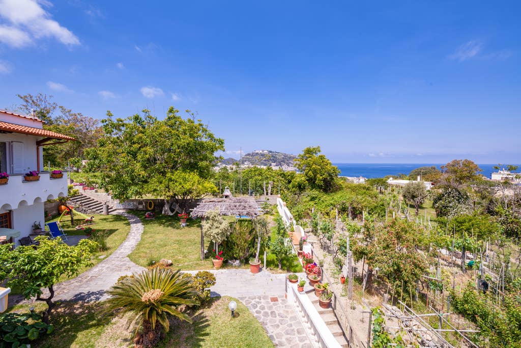 ISCHIA - YOUR HOLIDAY HOME