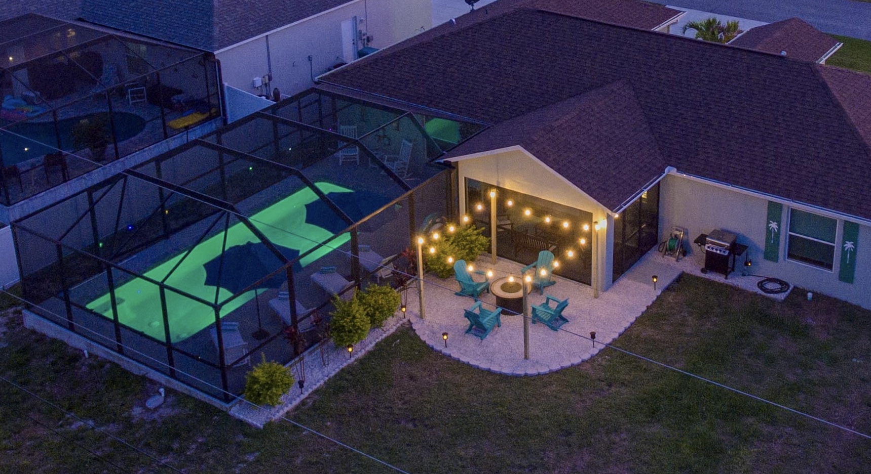 *New Listing* ☀️TheAquaOasis🌴Pool-6 miles to beach