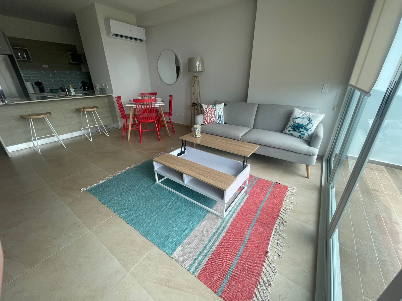 Fascinating BEACH Apto in Gorgona, PH Royal Palm