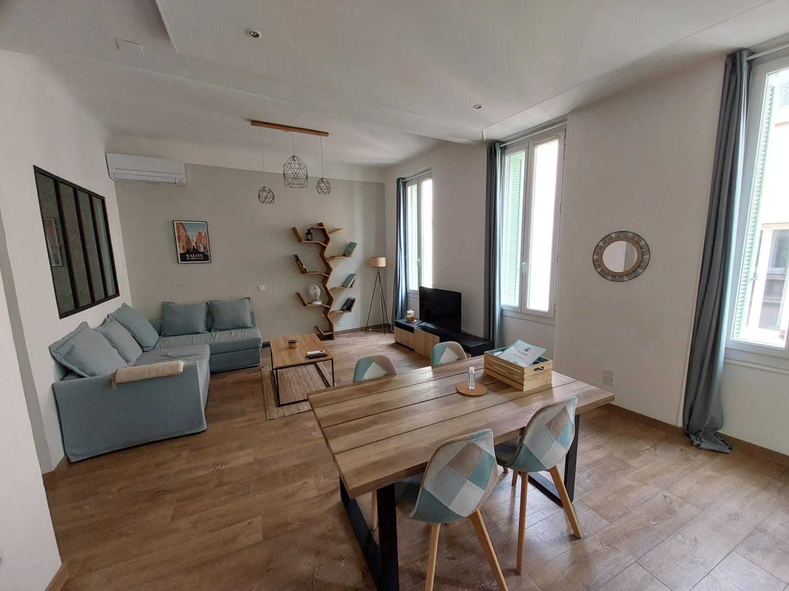 Le Mistralet - apartment in old town center