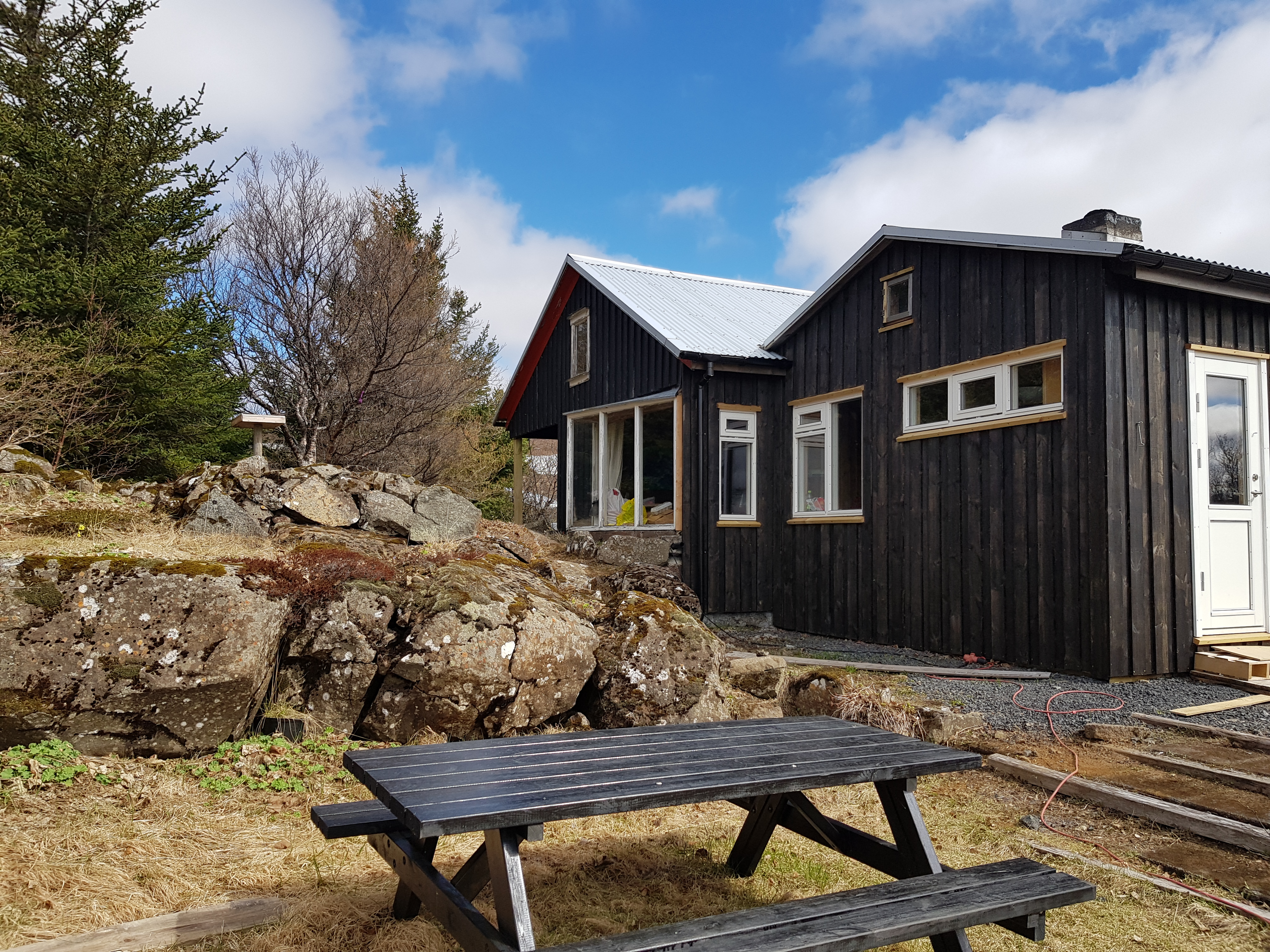 Maríulundur Eco friendly cabin with a private lake