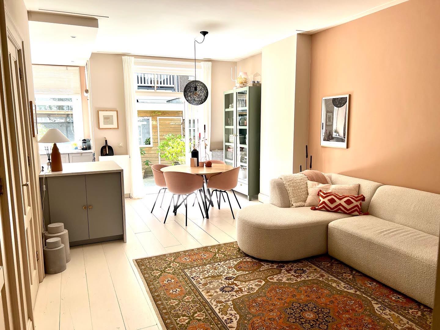 Lovely house with sunny garden in vibrant De Pijp! โ Amsterdam stay