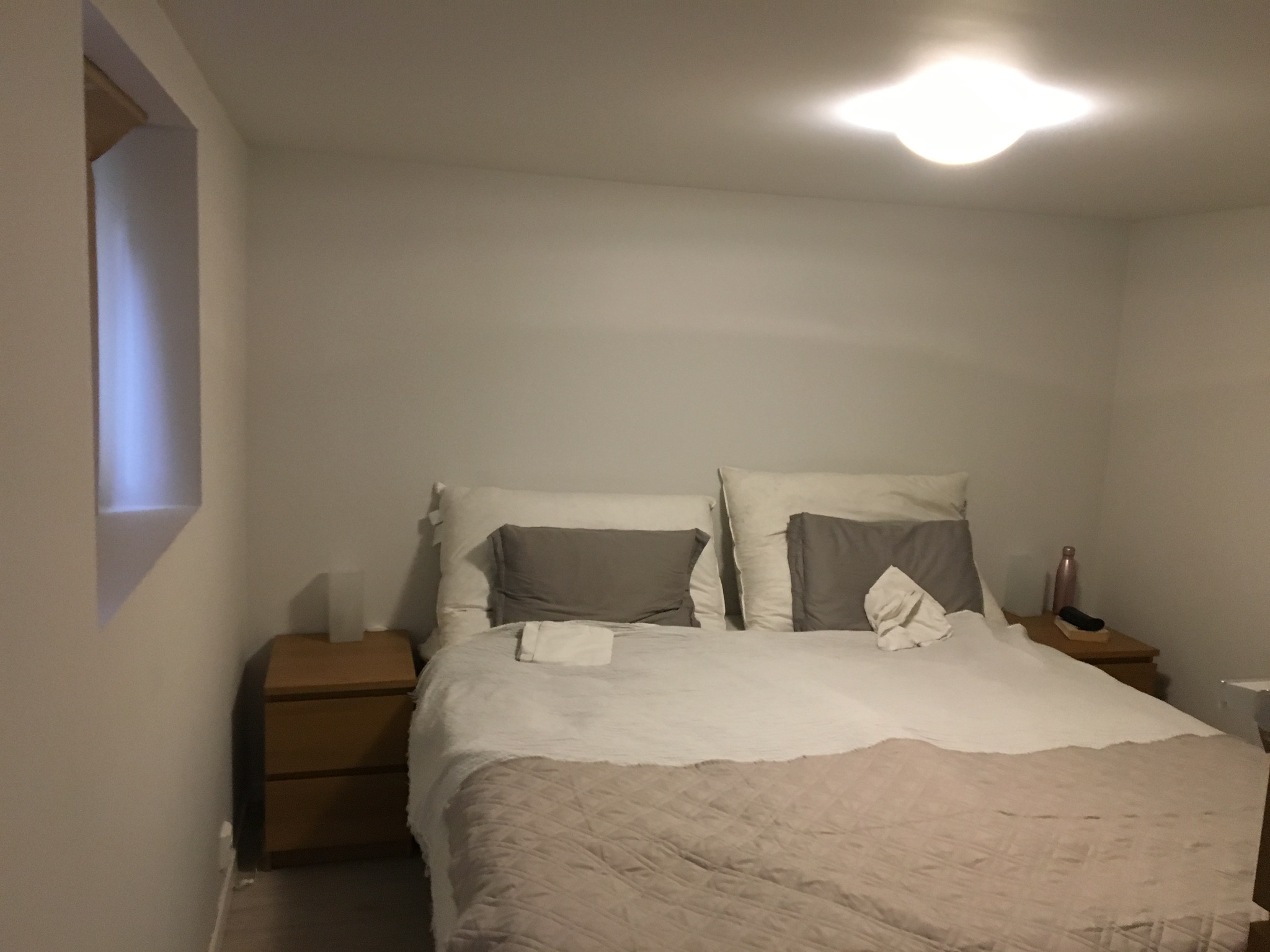 Lovely basement apartment with free parking