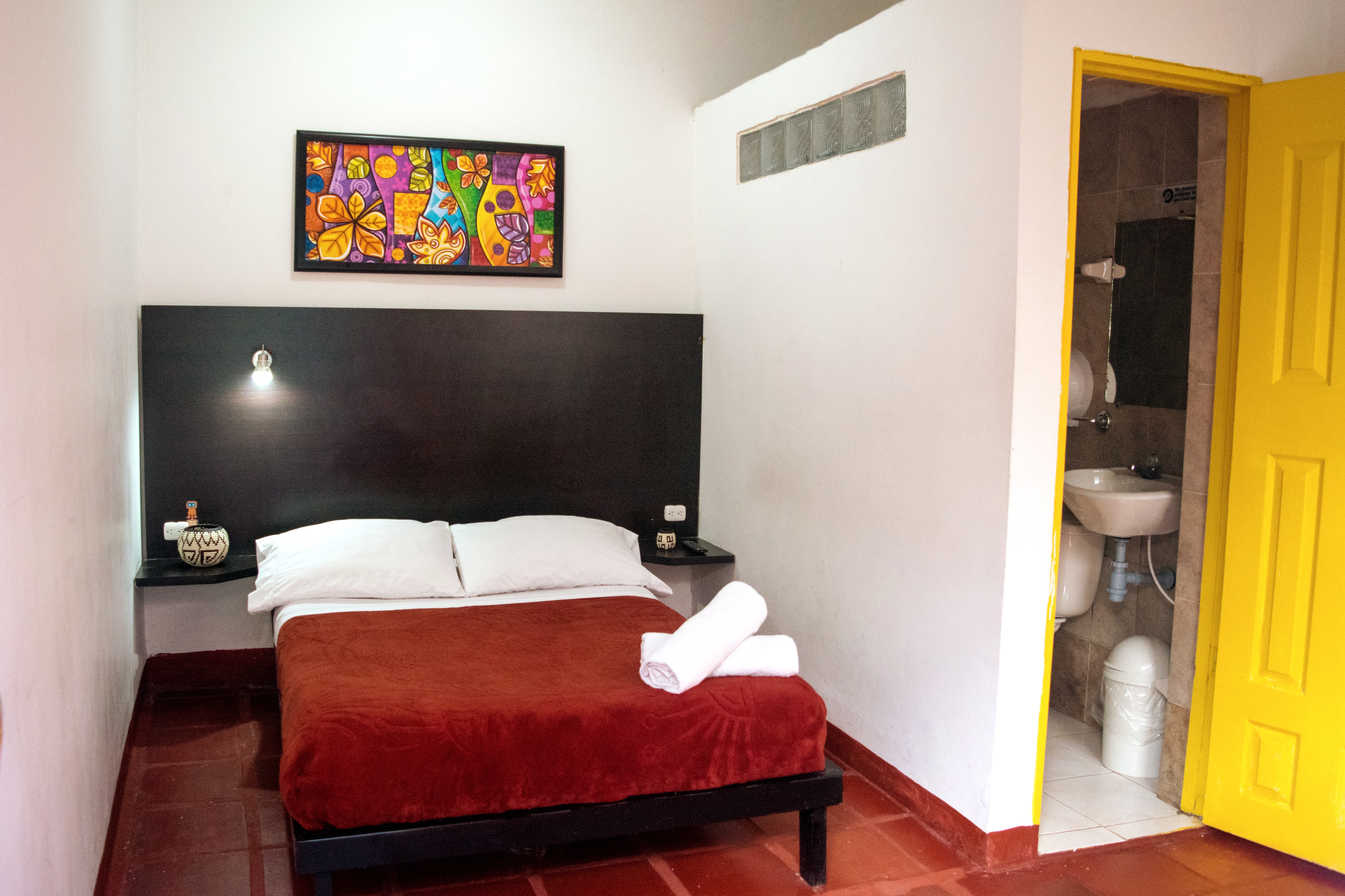 Habitación Privada con Baño Privado in Candelaria, Bogotá