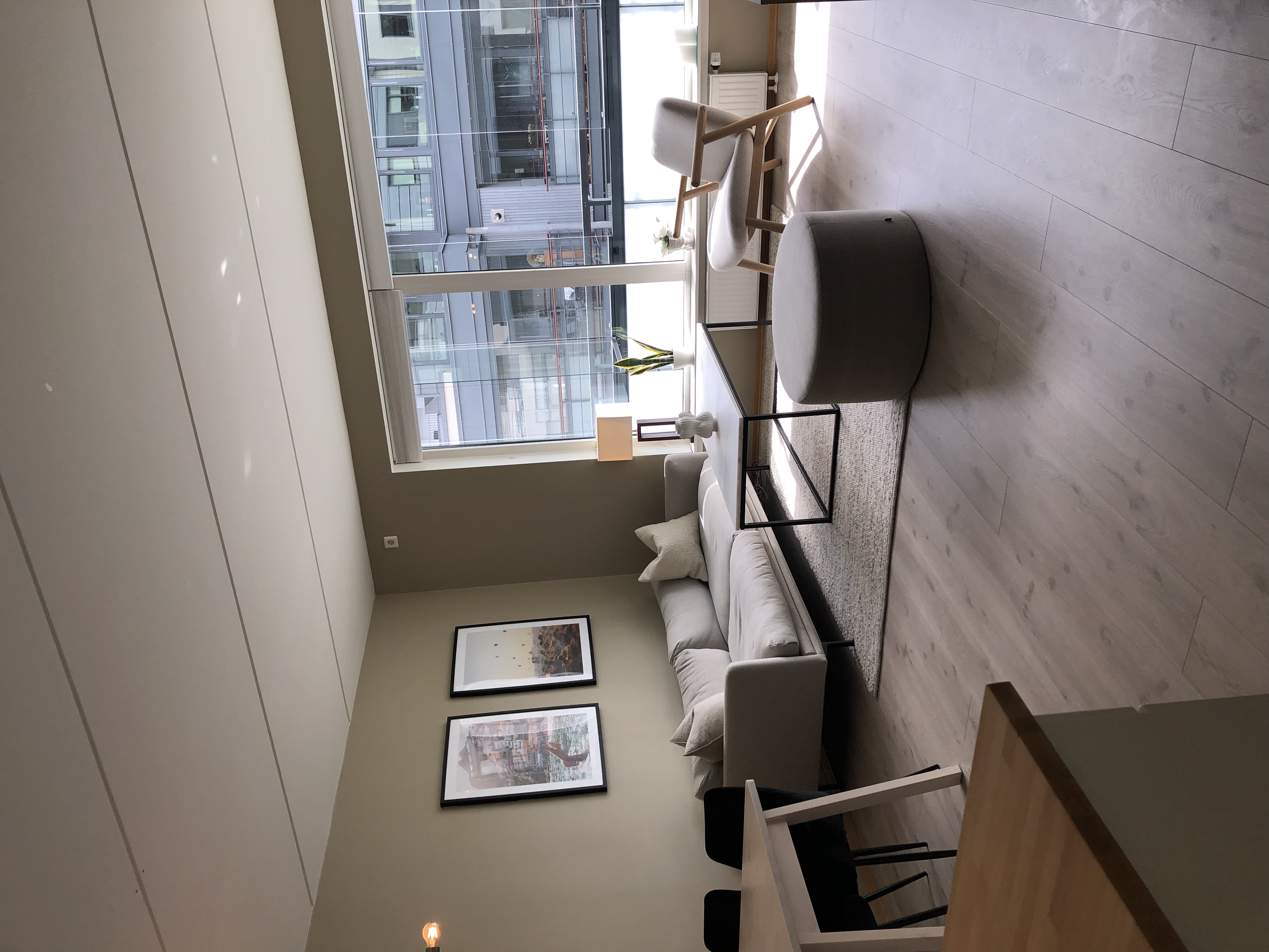 Apartment near the sea and public transport