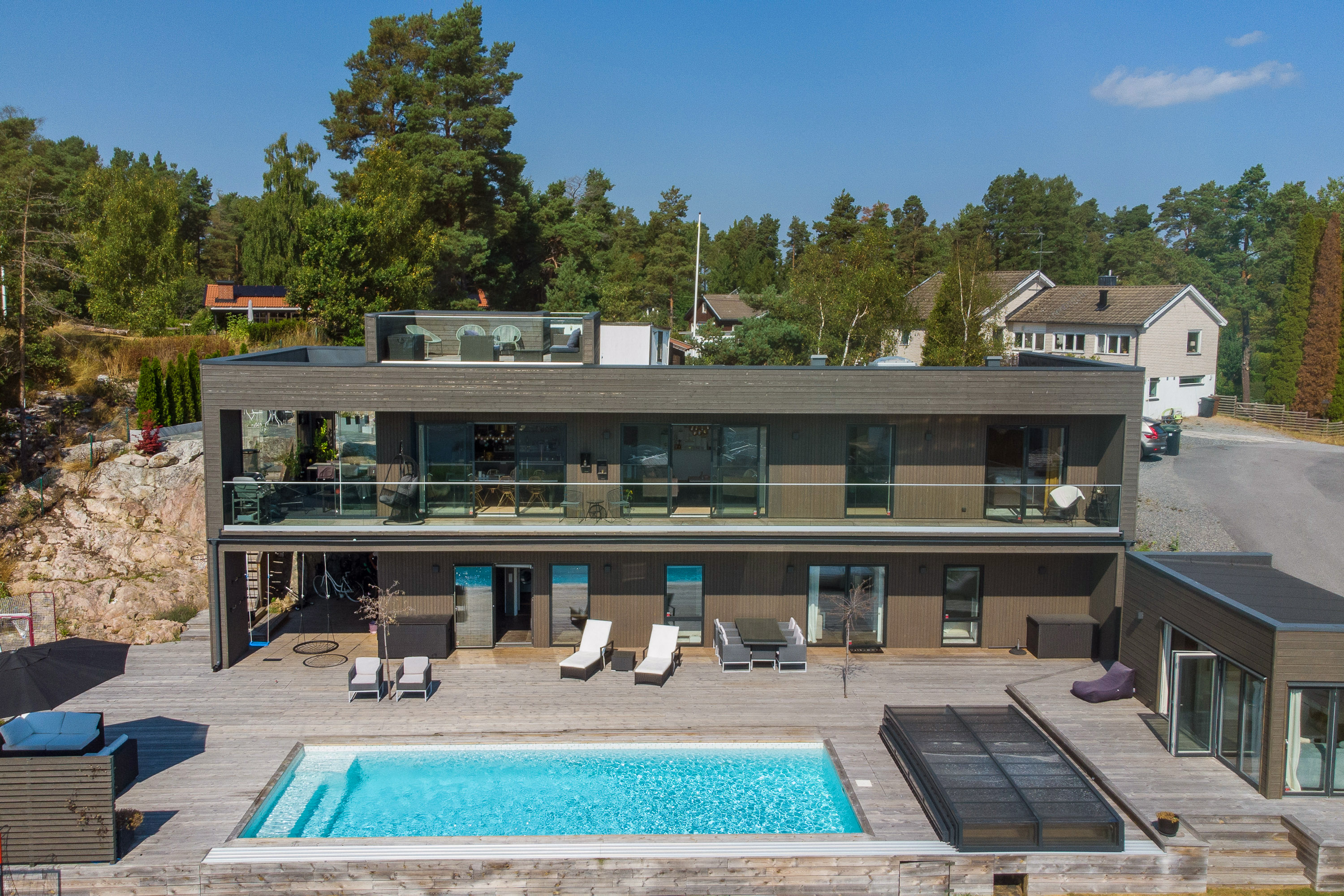 Modern villa with pool close to the beach