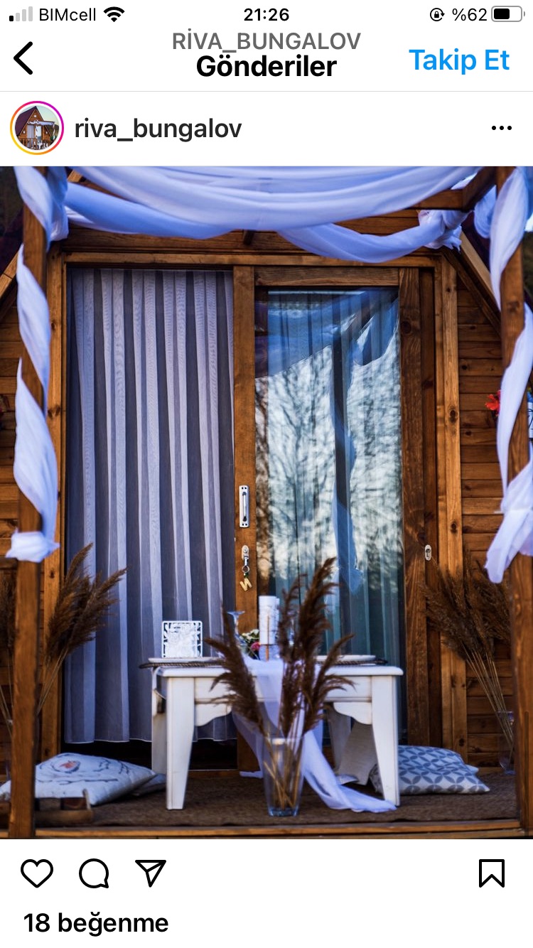 Yüzen Bir Ev Airbnb