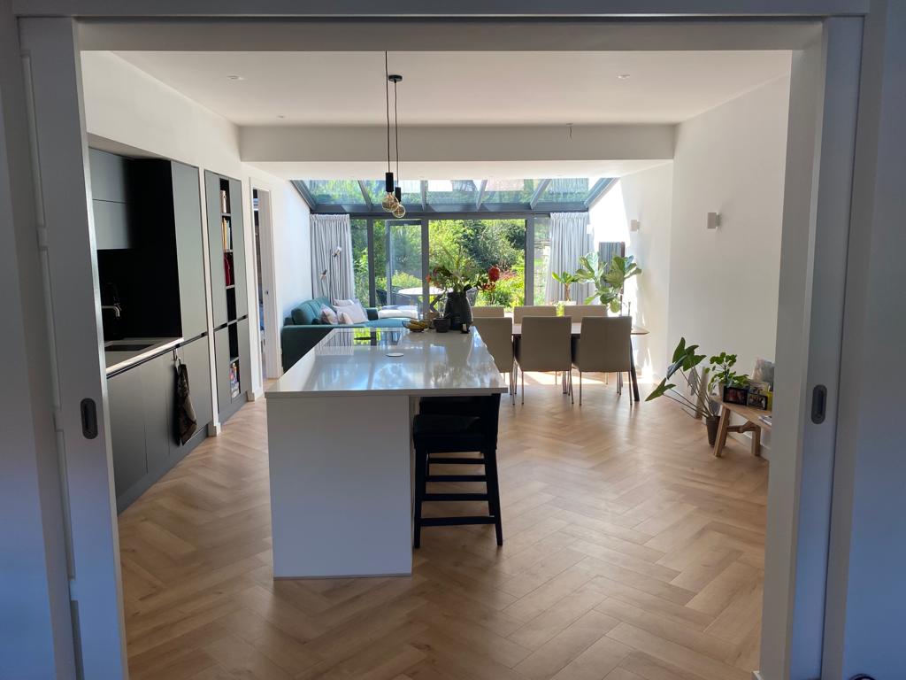 Spacious apartment with garden, close to centre โ Amsterdam stay