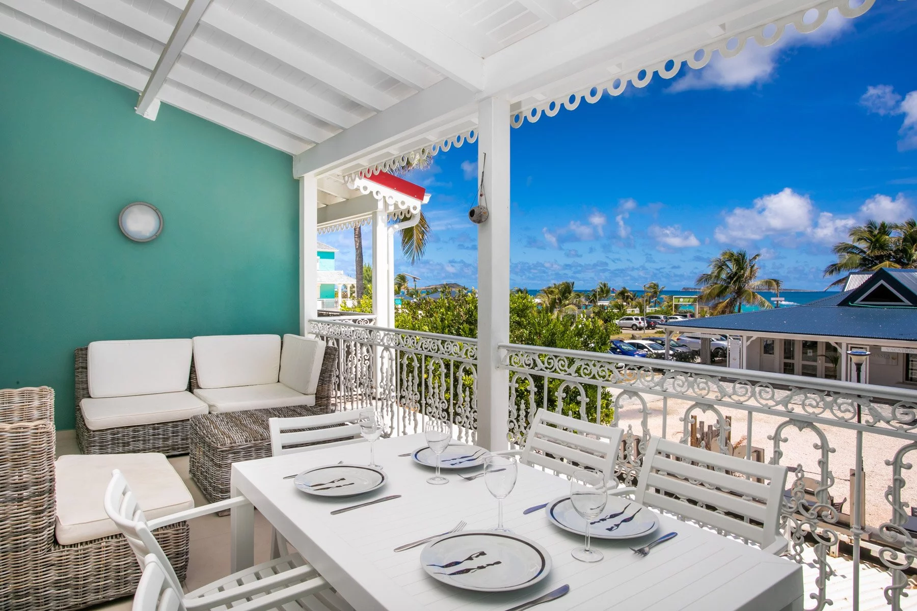 Beautiful apartment with sea views